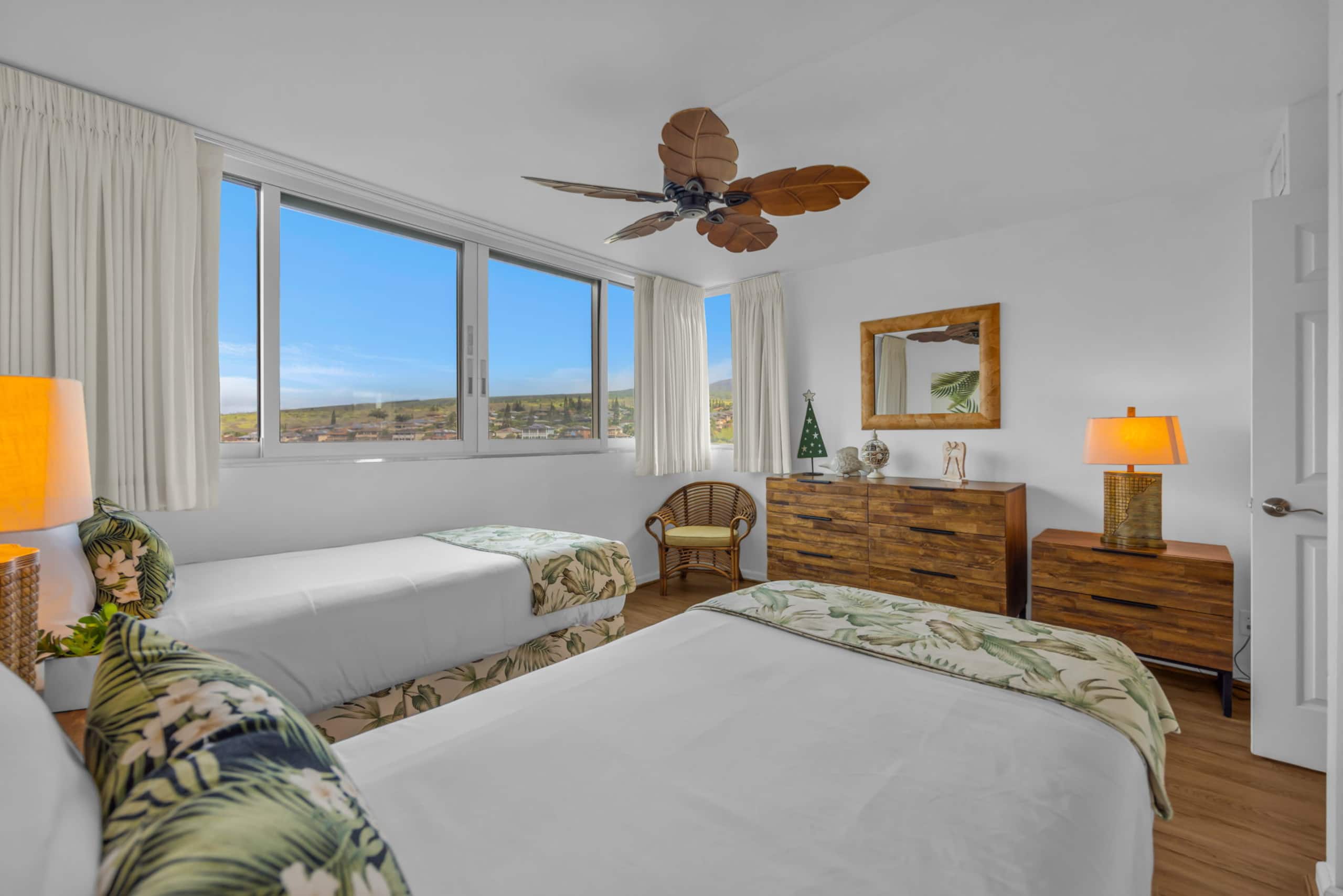 Condo in Lahaina · ★4.45 · 2 bedrooms · 4 beds · 2 baths - Image 27