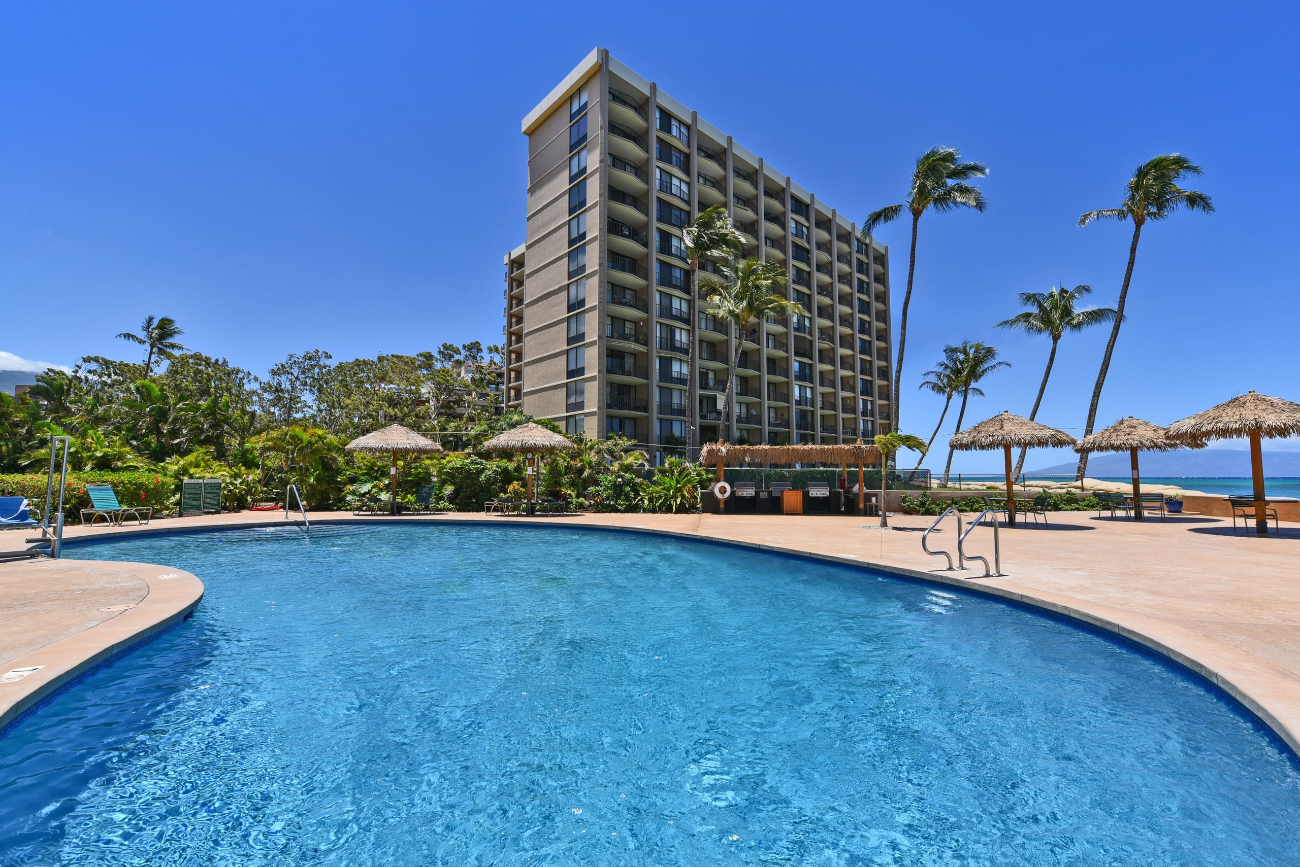 Condo in Lahaina · ★4.45 · 2 bedrooms · 4 beds · 2 baths - Image 42