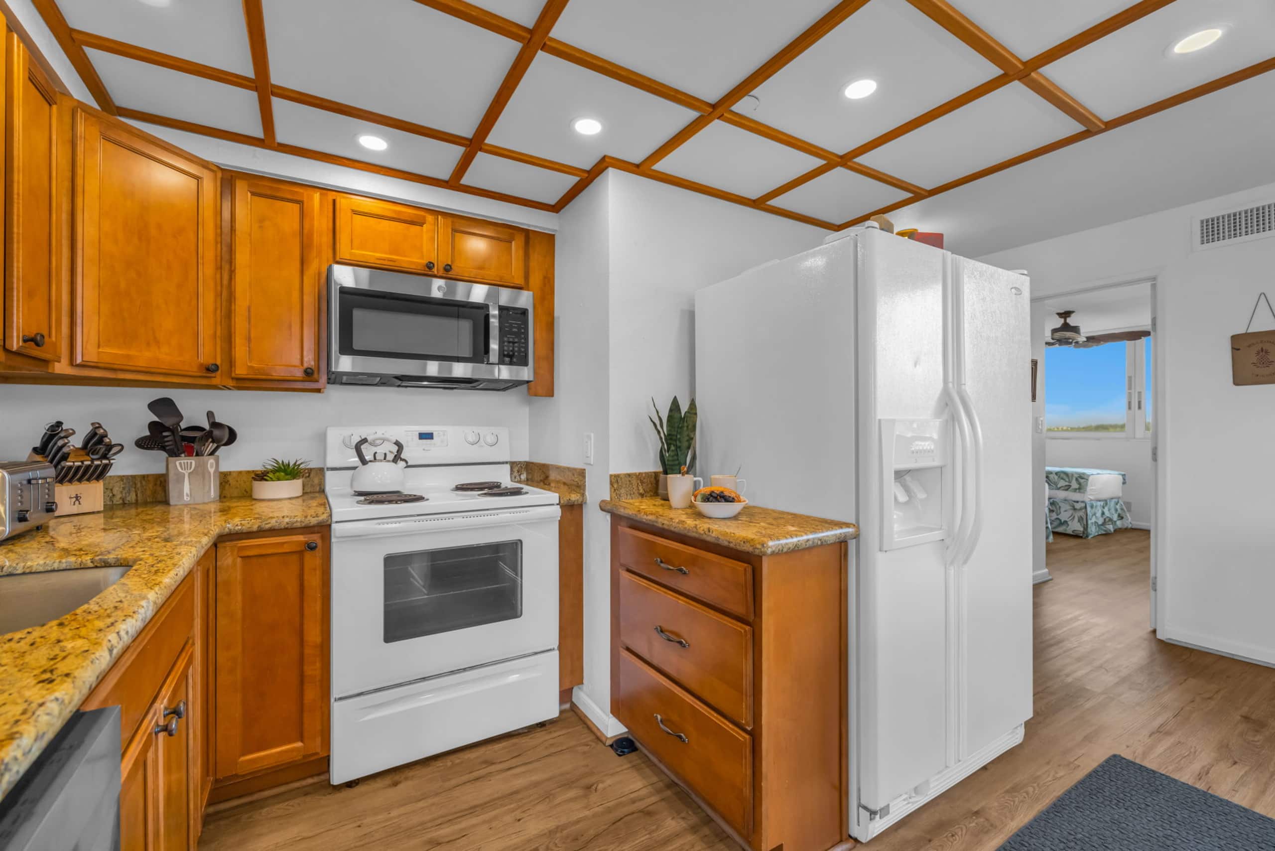 Condo in Lahaina · ★4.45 · 2 bedrooms · 4 beds · 2 baths - Image 12