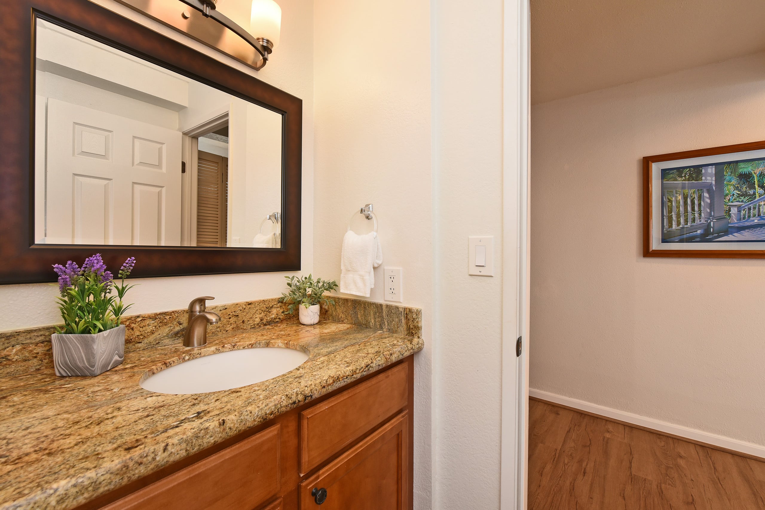 Condo in Lahaina · ★4.45 · 2 bedrooms · 4 beds · 2 baths - Image 32
