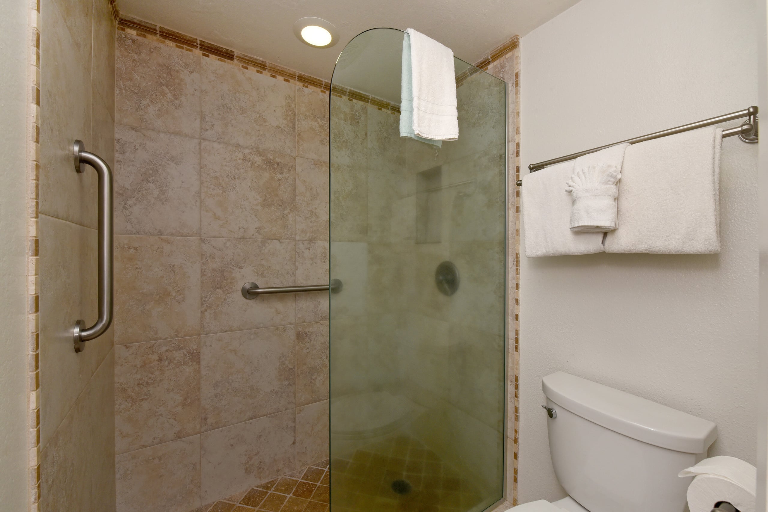 Condo in Lahaina · ★4.45 · 2 bedrooms · 4 beds · 2 baths - Image 29