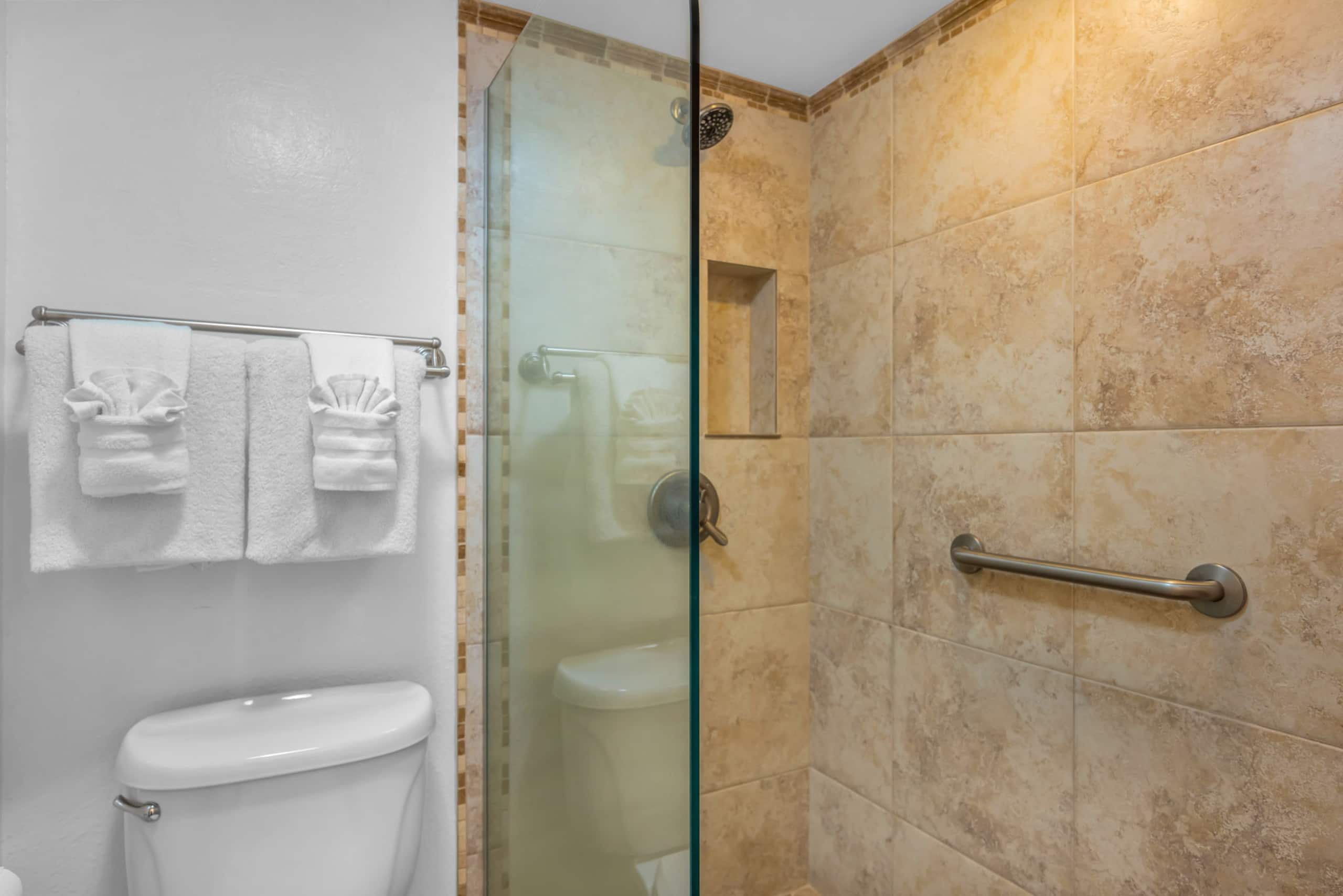Condo in Lahaina · ★4.45 · 2 bedrooms · 4 beds · 2 baths - Image 48