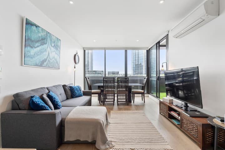 Passez de la cuisine au salon en passant par les repas. Système de chauffage et de climatisation en deux parties.