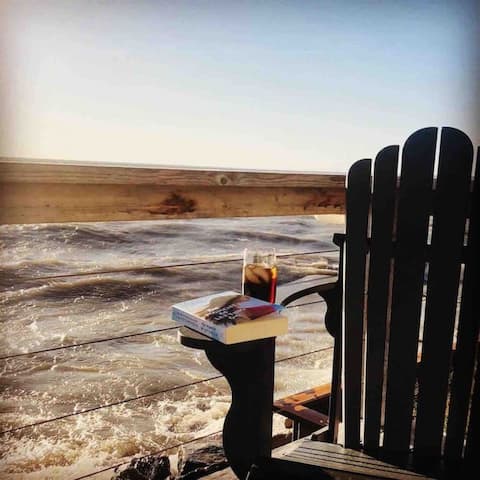 All Decked out Beach house with Hot tub