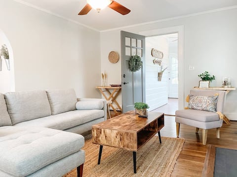 Hillcrest Cottage