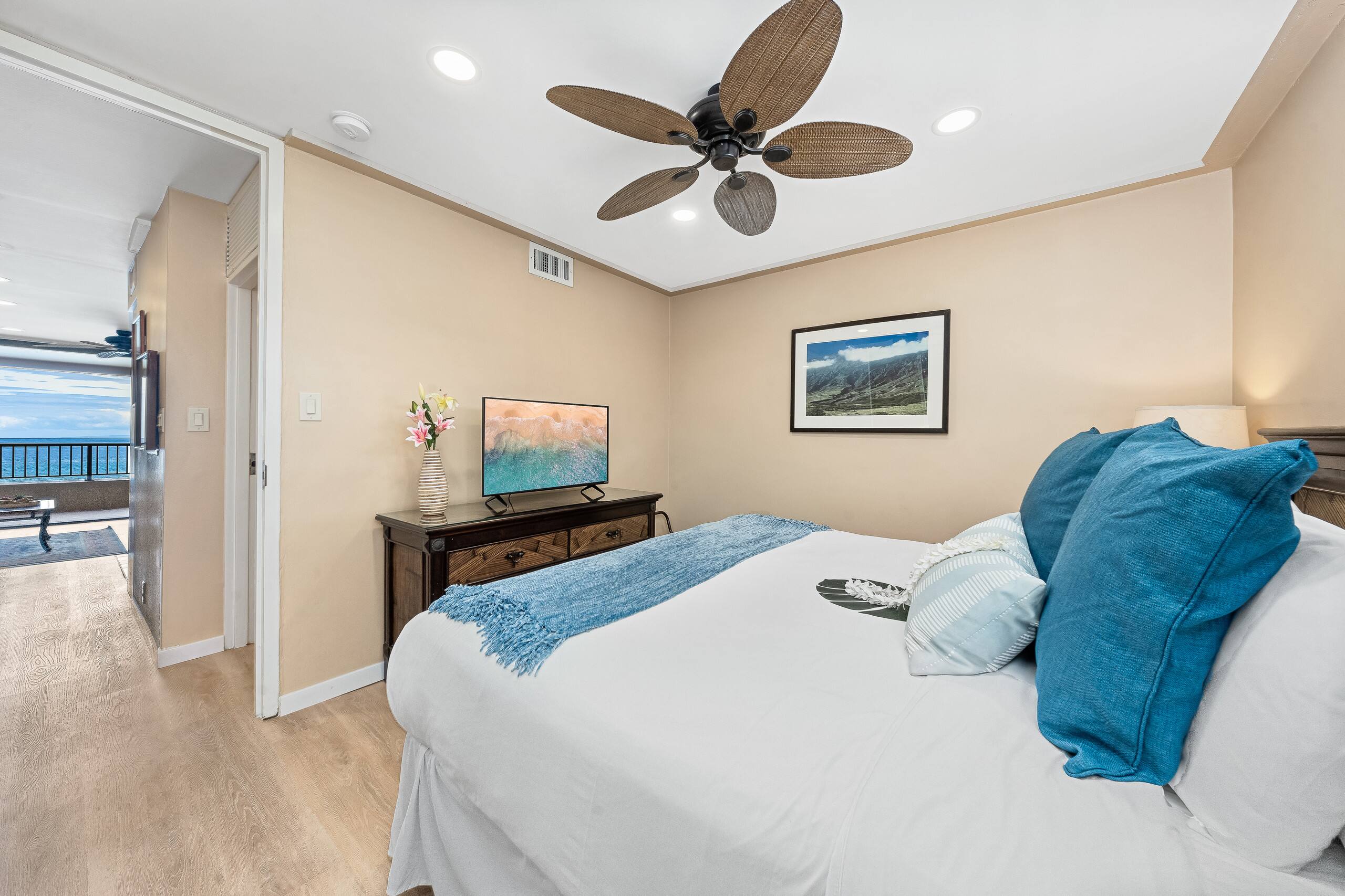 Condo in Lahaina · ★4.66 · 1 bedroom · 2 beds · 1 bath - Image 18