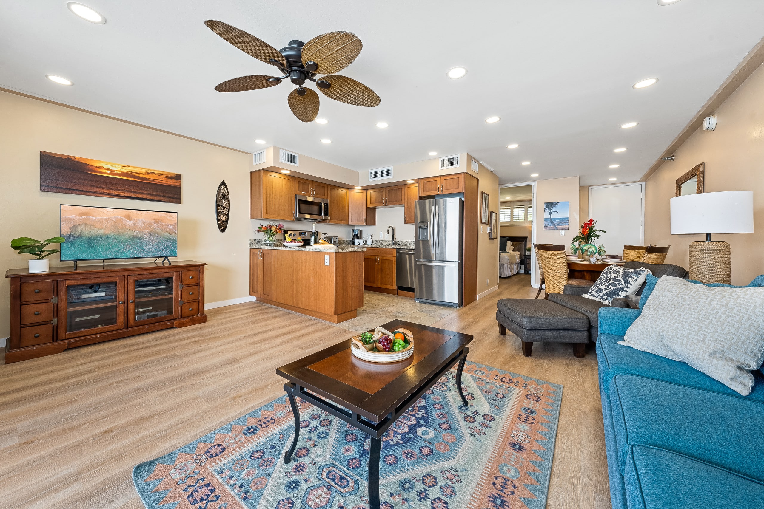 Condo in Lahaina · ★4.66 · 1 bedroom · 2 beds · 1 bath - Image 11