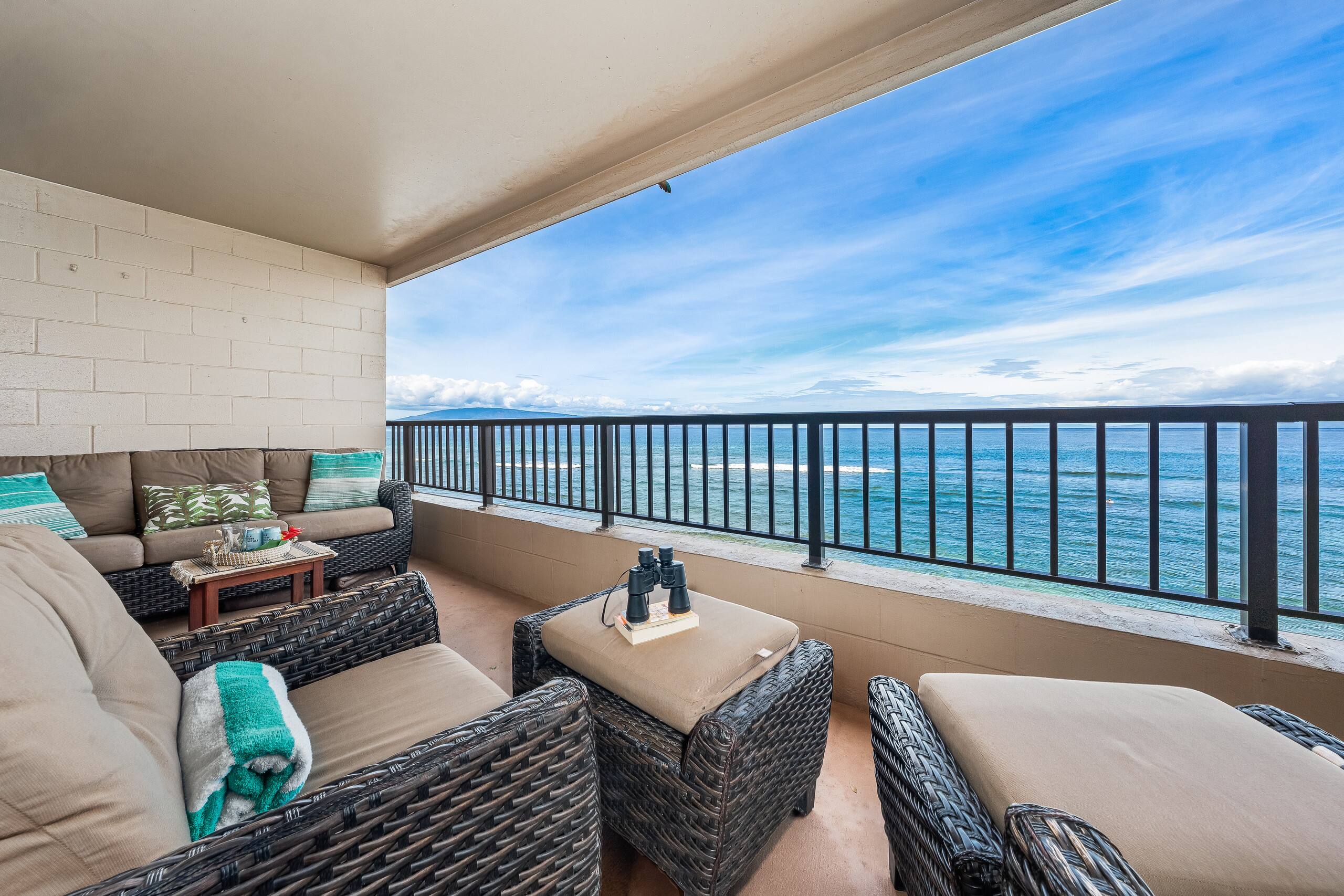 Condo in Lahaina · ★4.66 · 1 bedroom · 2 beds · 1 bath - Image 1
