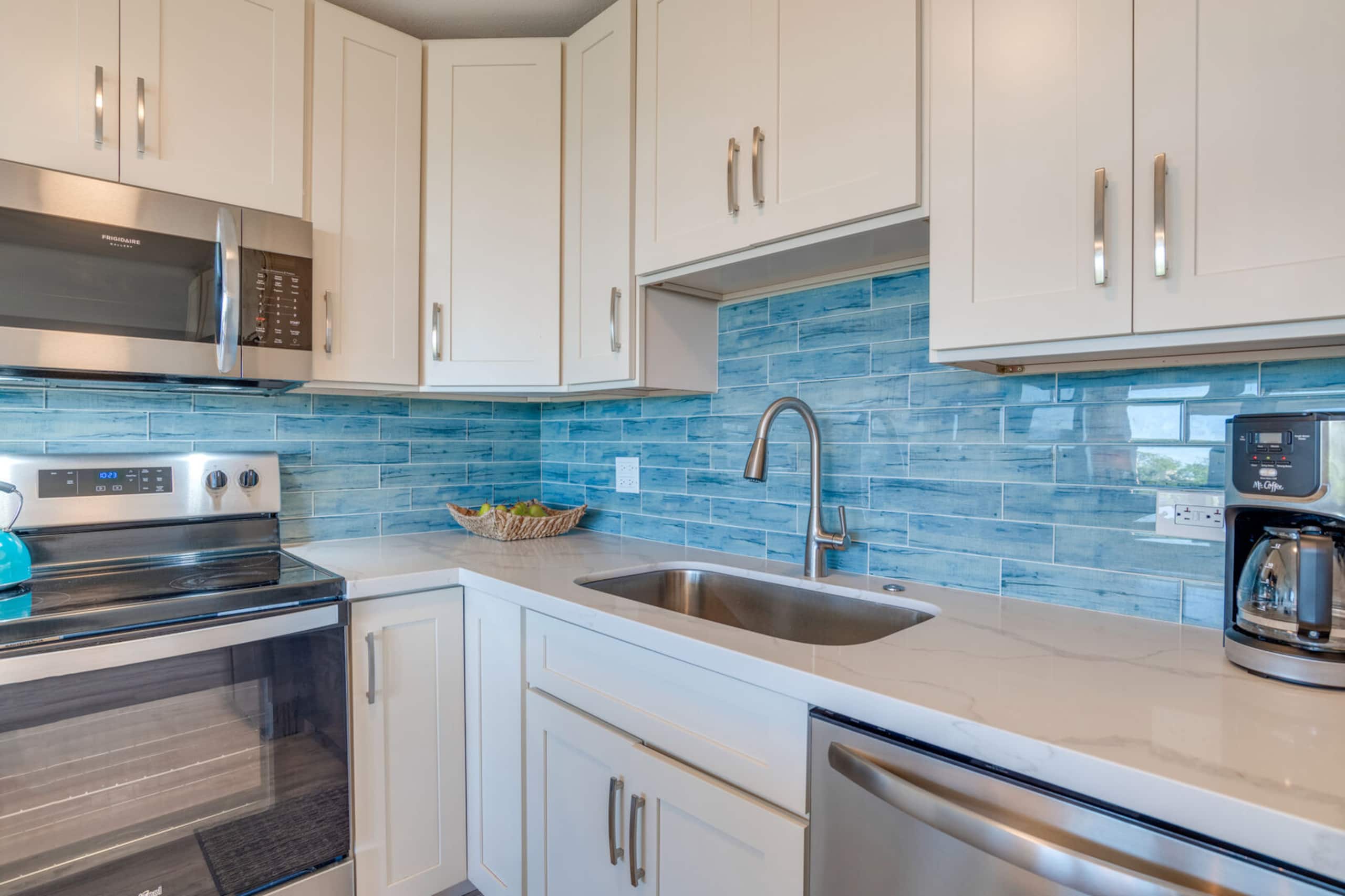 Condo in Kihei · ★4.87 · 1 bedroom · 2 beds · 1 private bath - Image 17