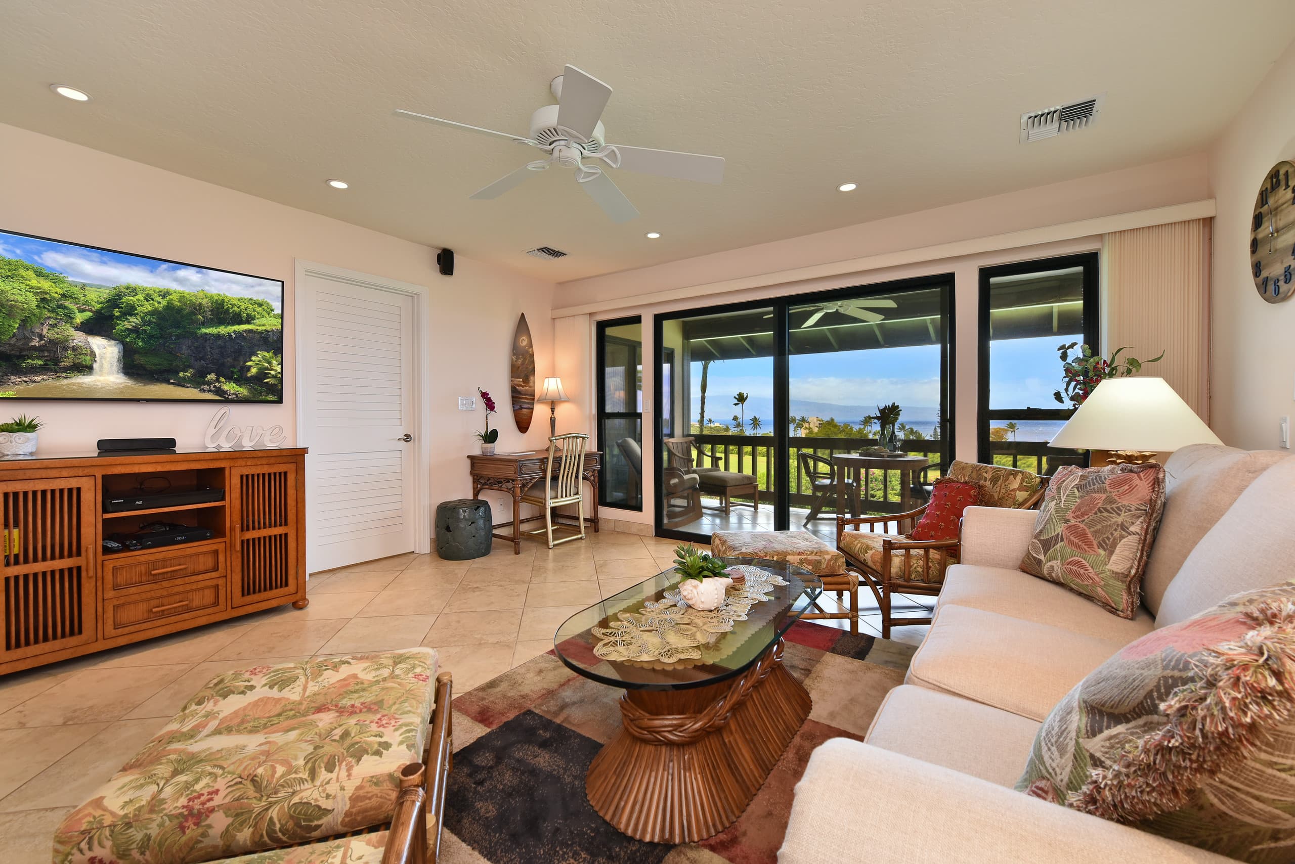 Condo in Lahaina · ★4.76 · 2 bedrooms · 4 beds · 2 baths - Image 2