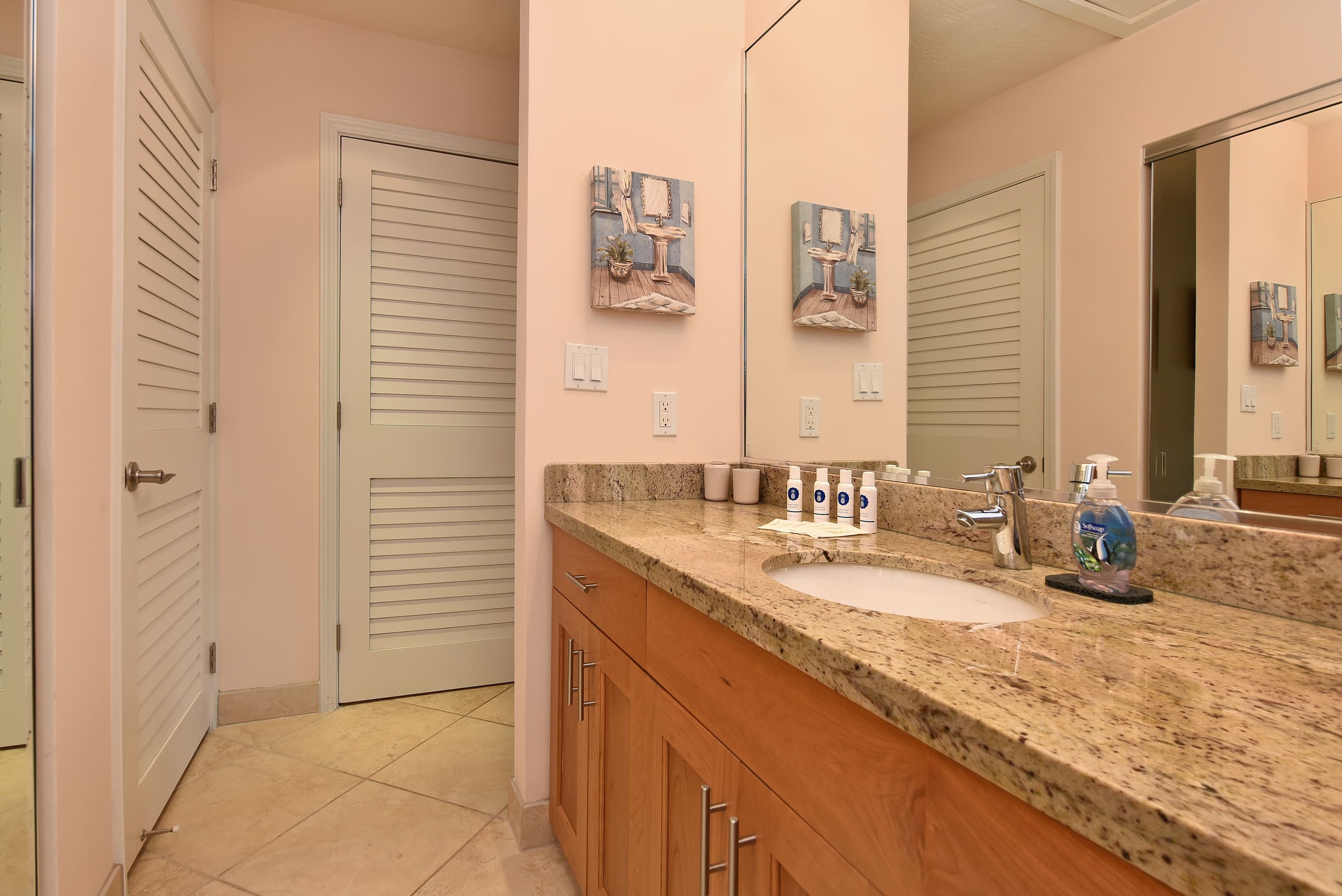 Condo in Lahaina · ★4.76 · 2 bedrooms · 4 beds · 2 baths - Image 23