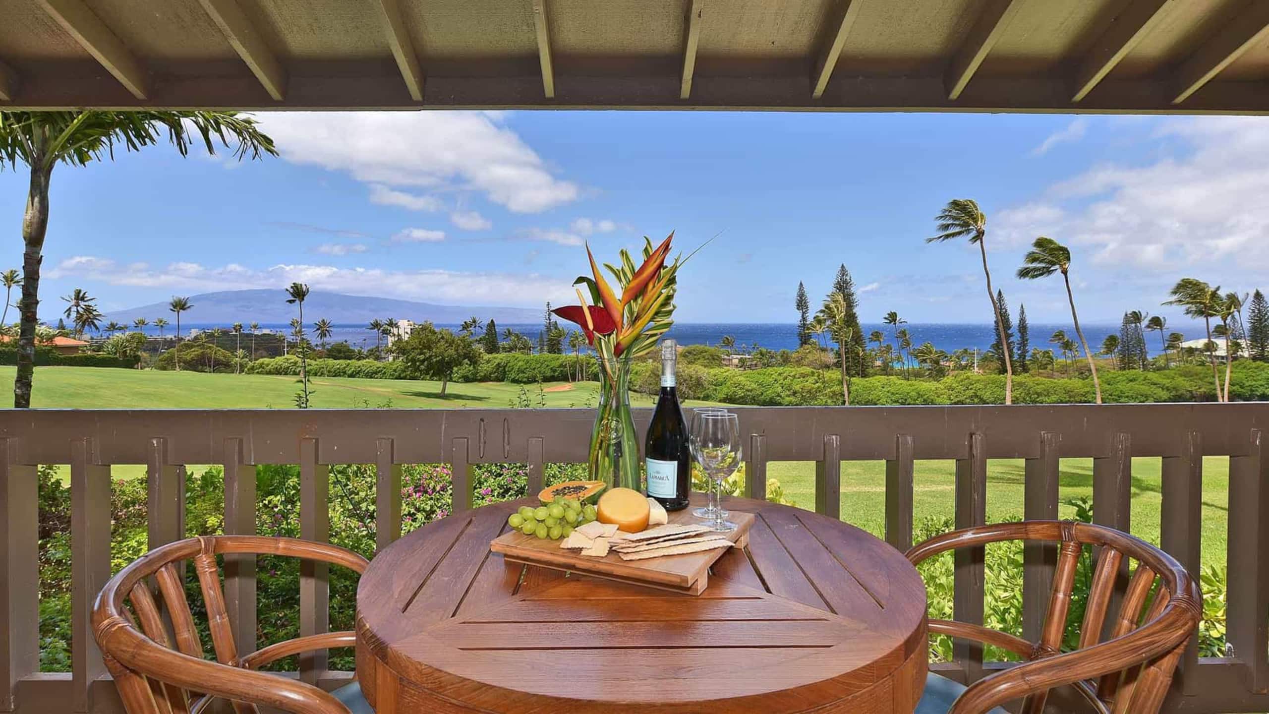 Condo in Lahaina · ★4.76 · 2 bedrooms · 4 beds · 2 baths - Image 1