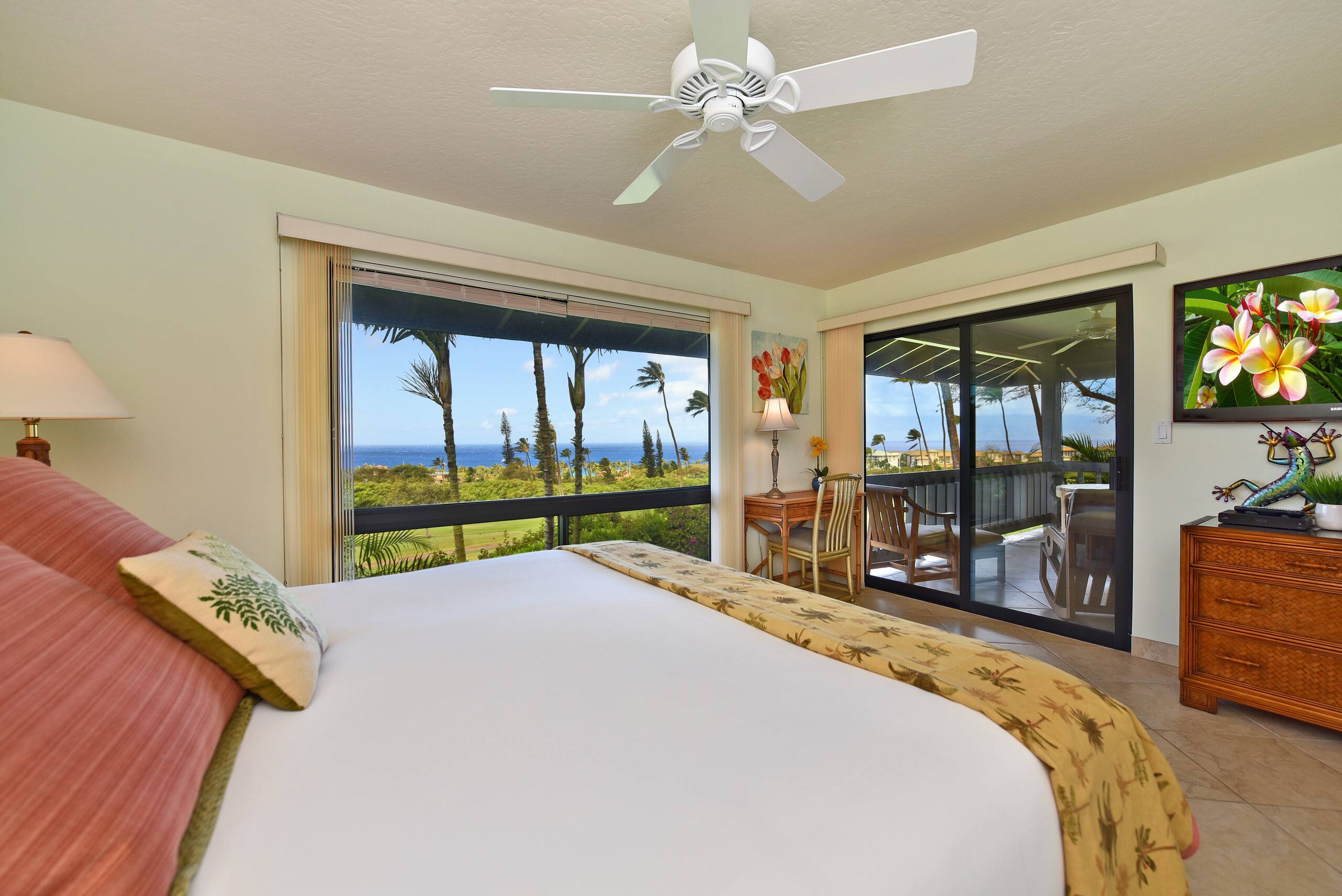 Condo in Lahaina · ★4.76 · 2 bedrooms · 4 beds · 2 baths - Image 16