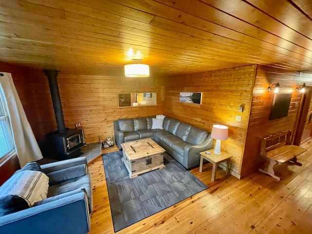 Family Escape (Jefferson) Cottage #1