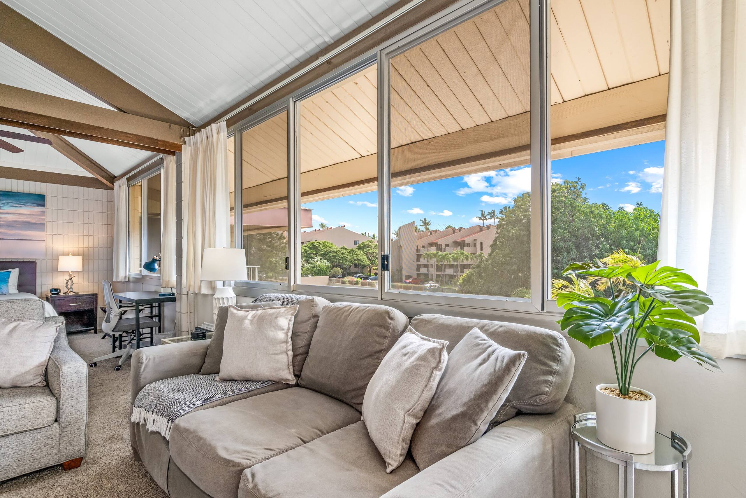 Condo in Kihei · ★4.8 · 2 bedrooms · 4 beds · 2 private baths - Image 5