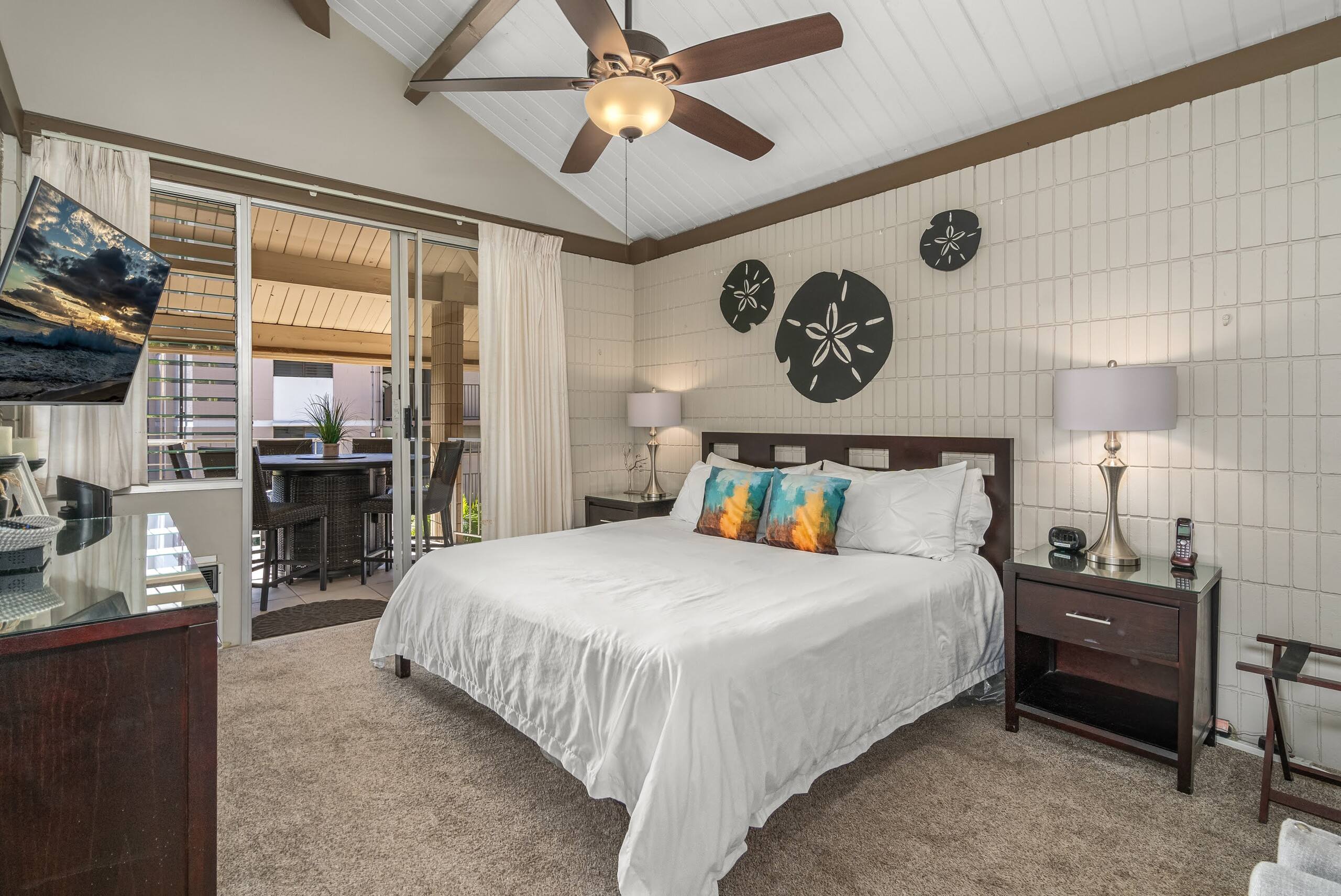 Condo in Kihei · ★4.8 · 2 bedrooms · 4 beds · 2 private baths - Image 16