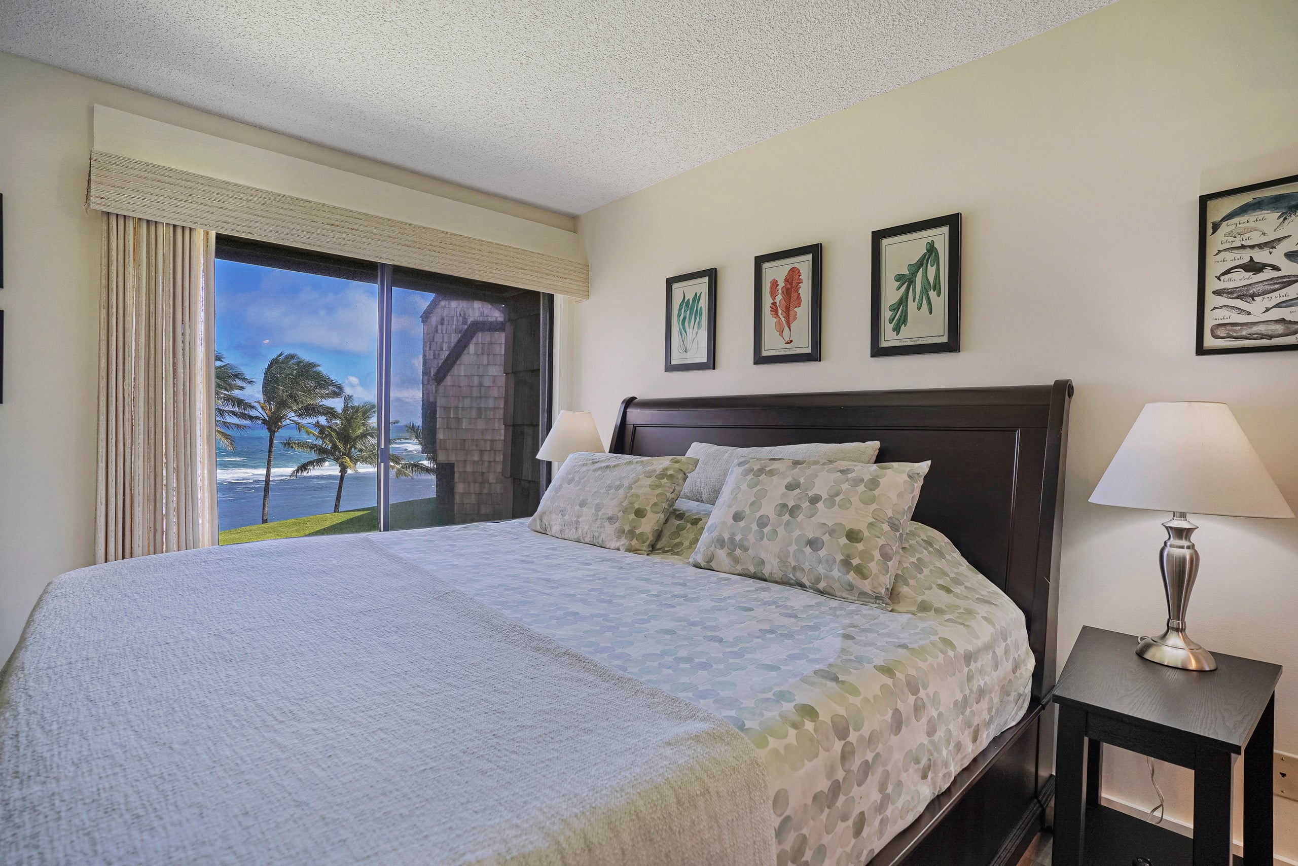 Condo in Princeville · ★4.73 · 2 bedrooms · 3 beds · 2 baths - Image 11