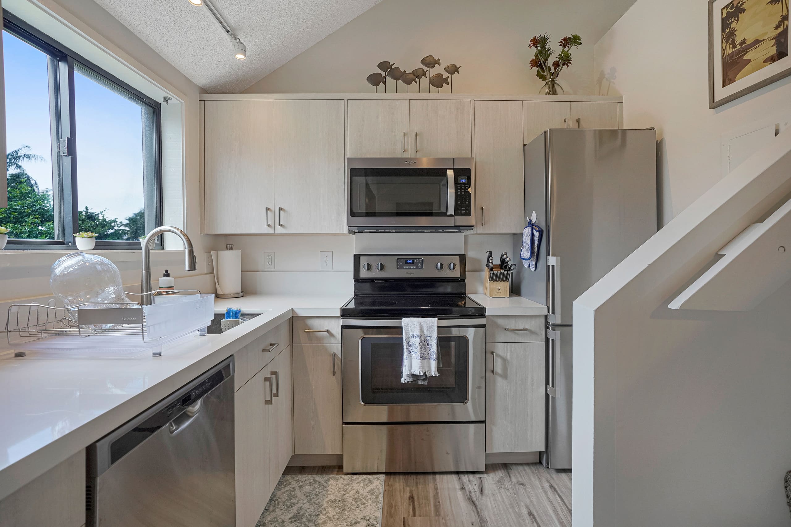 Condo in Princeville · ★4.73 · 2 bedrooms · 3 beds · 2 baths - Image 8