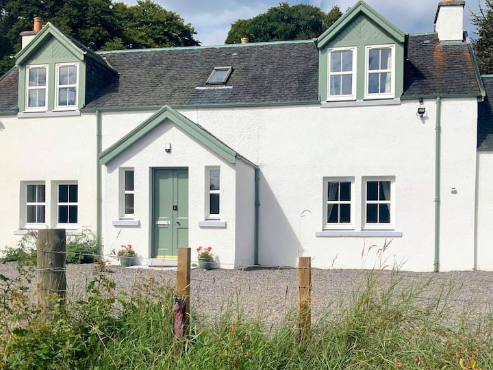 Balmore Farmhouse - Inverness