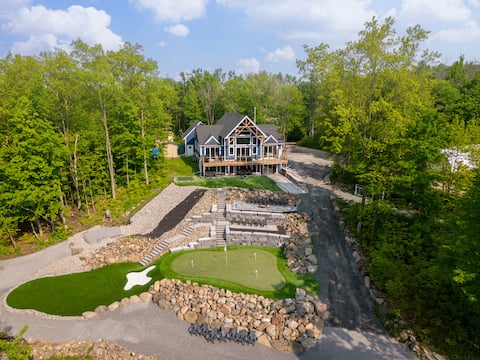 The Lake House - GOLF GREEN & In House Arcade.