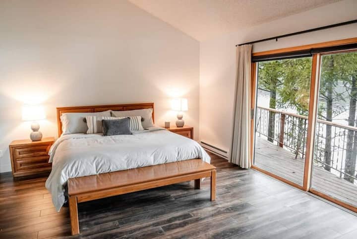 主床，配备加大双人床