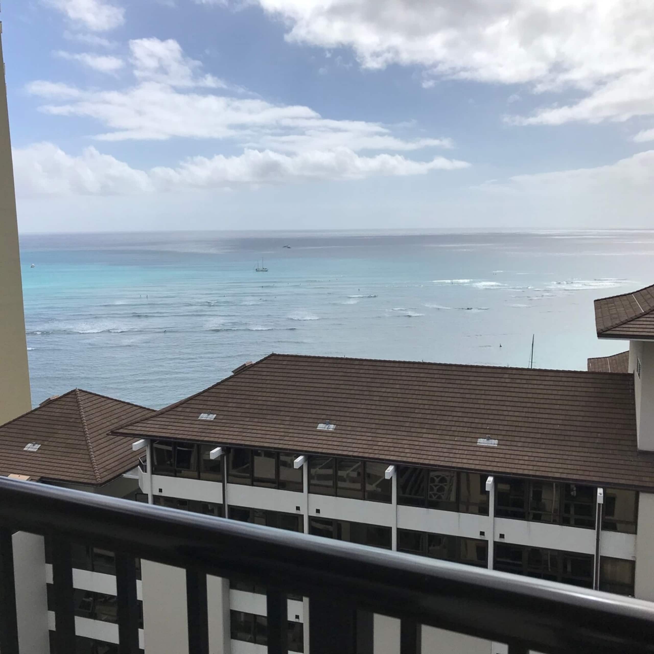 Ocean Front View 1Bd/2Ba @ Imperial Waikiki Resort - Image 3
