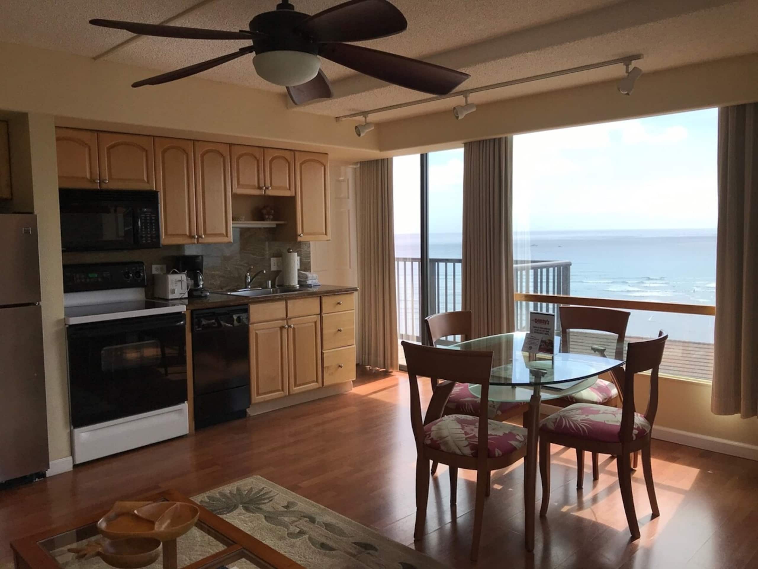 Ocean Front View 1Bd/2Ba @ Imperial Waikiki Resort - Image 9