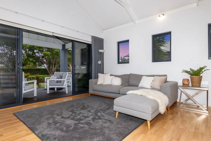 The Enclave—A Family Alfresco Retreat gallery image 5