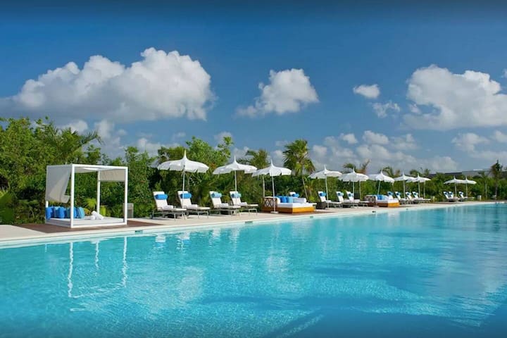 Optima Vacation Rentals managed Airbnb listing 1