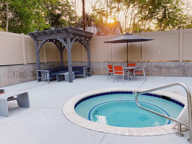 Vista Stays managed Airbnb listing 1