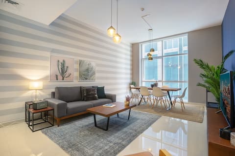 Successful Airbnb property: Blueground | Sheikh Zayed Rd, pool & gym in Trade Center First