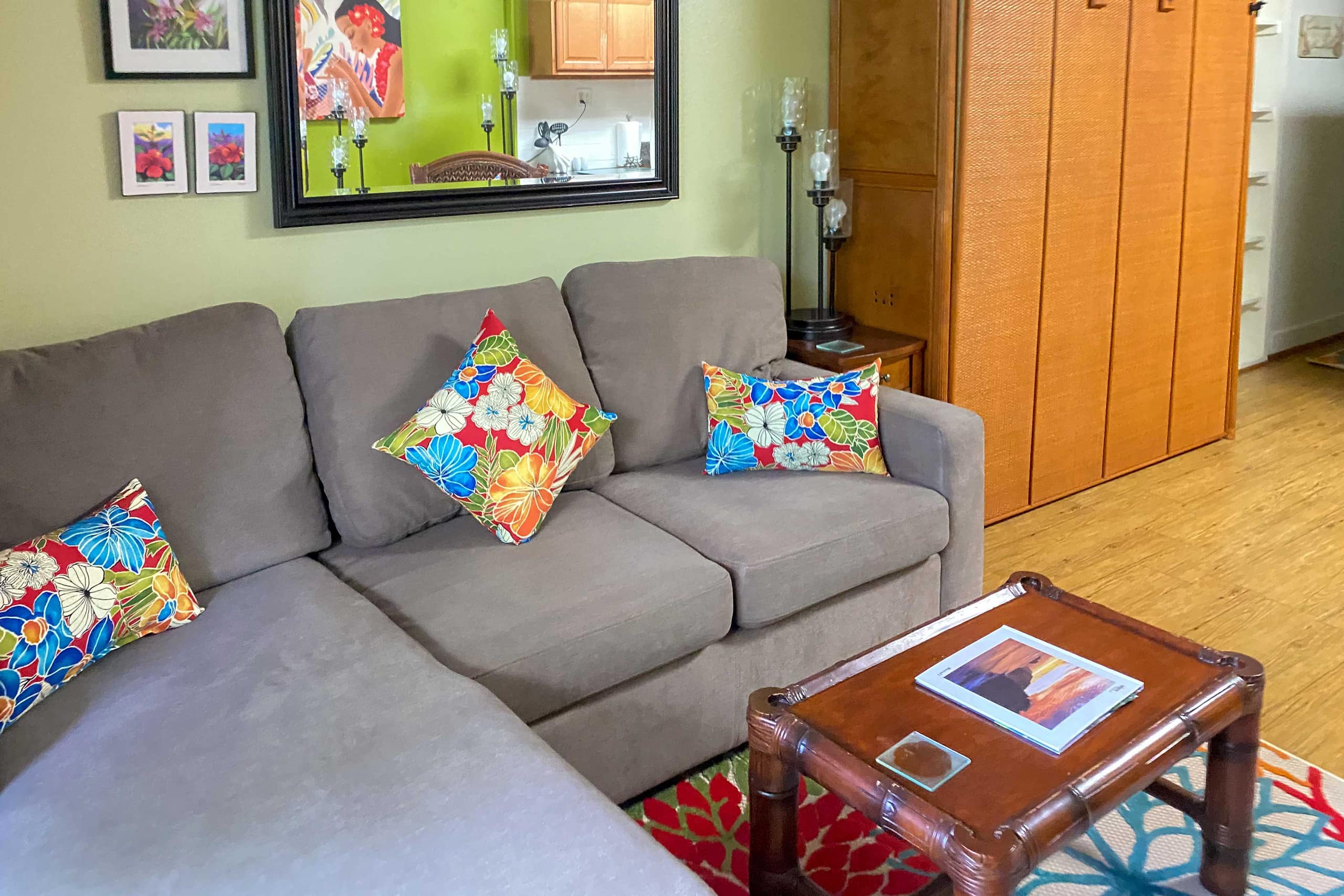 Condo in Kailua-Kona · ★4.5 · Studio · 1 bed · 1 bath - Image 6