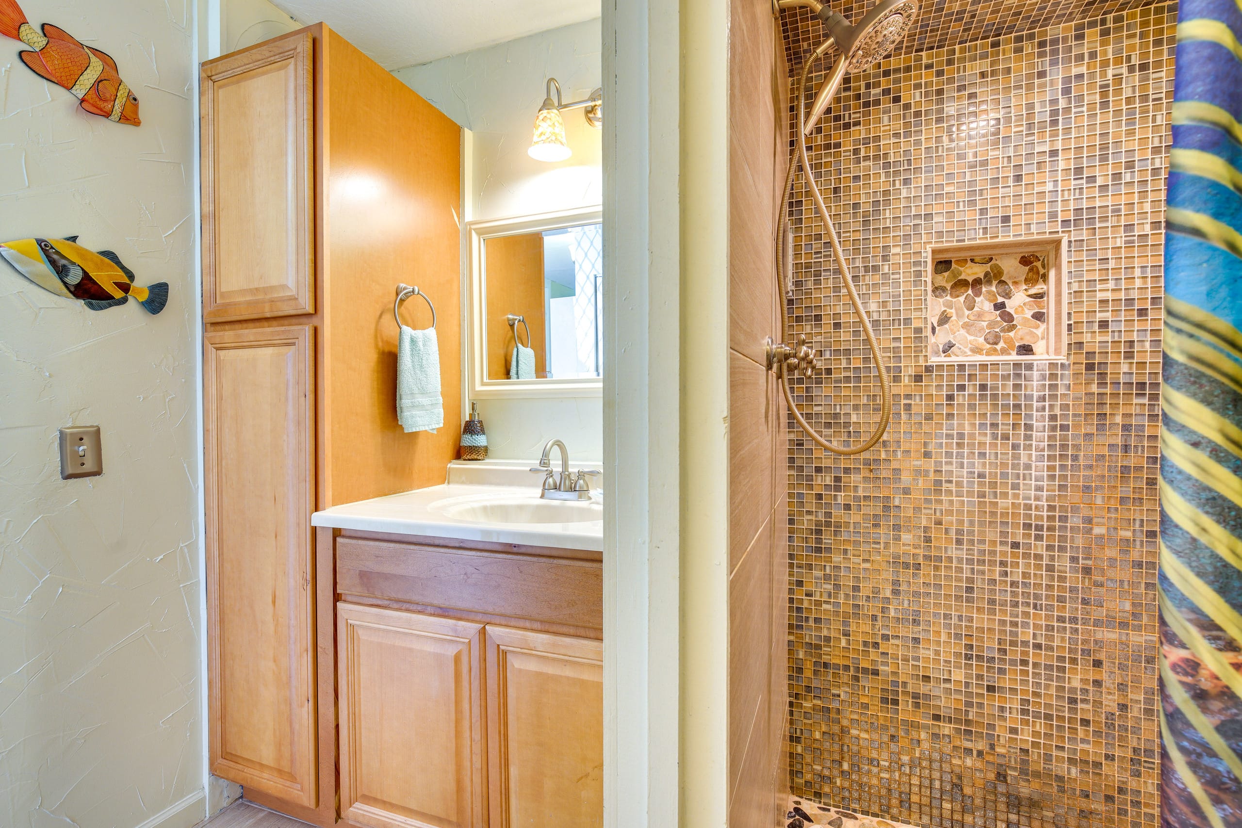 Condo in Kailua-Kona · ★4.5 · Studio · 1 bed · 1 bath - Image 13