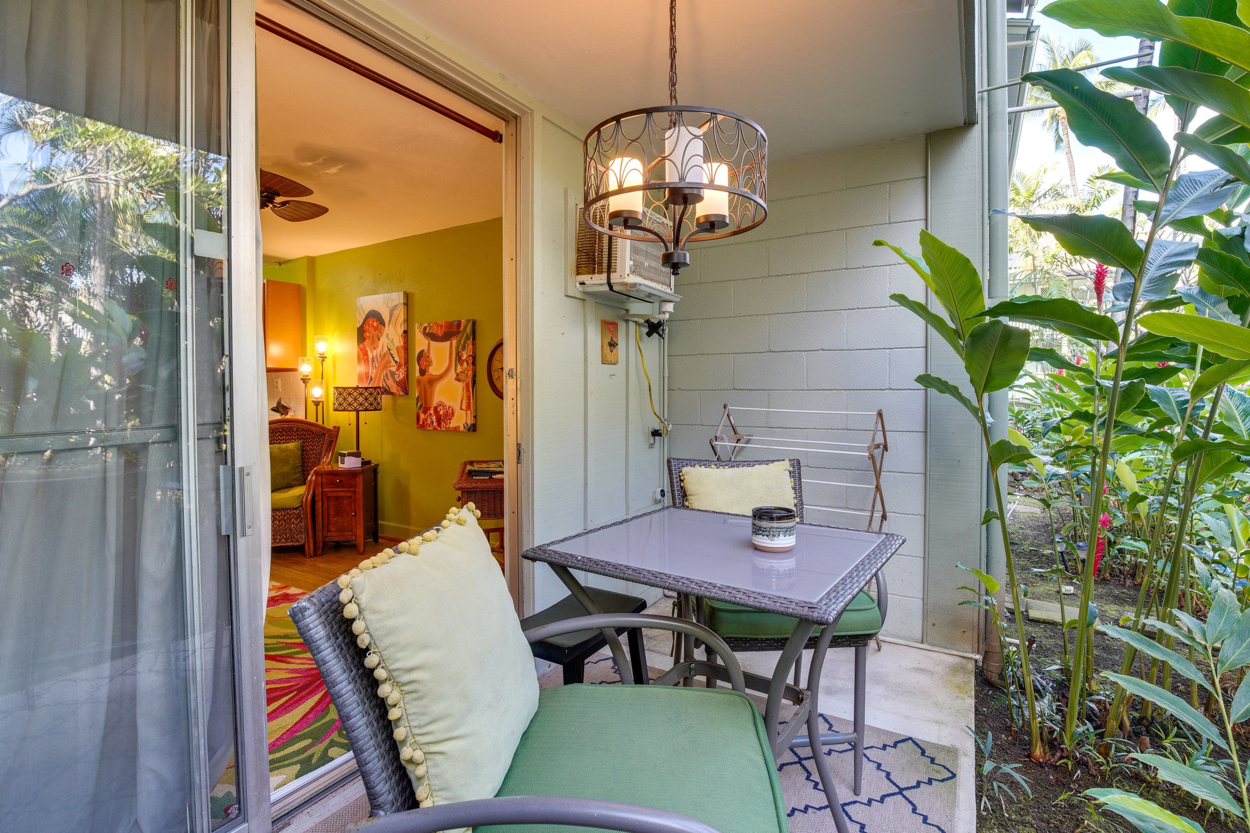 Condo in Kailua-Kona · ★4.5 · Studio · 1 bed · 1 bath - Image 2