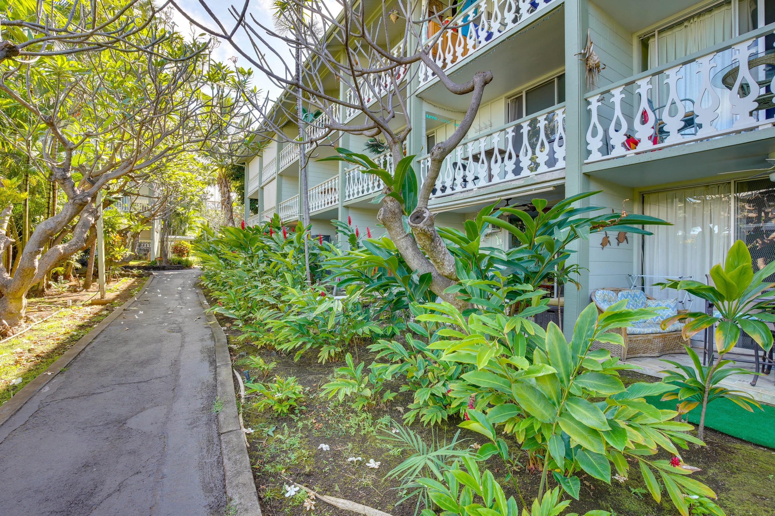 Condo in Kailua-Kona · ★4.5 · Studio · 1 bed · 1 bath - Image 17