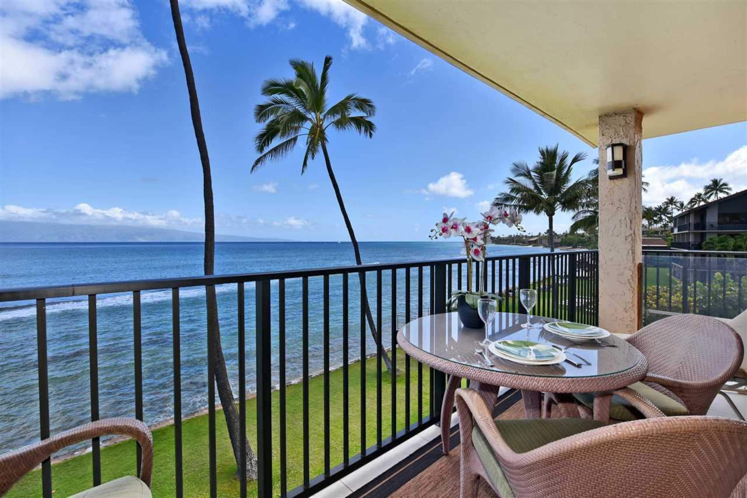 Condo in Lahaina · ★4.93 · 1 bedroom · 2 beds · 1 private bath - Image 6