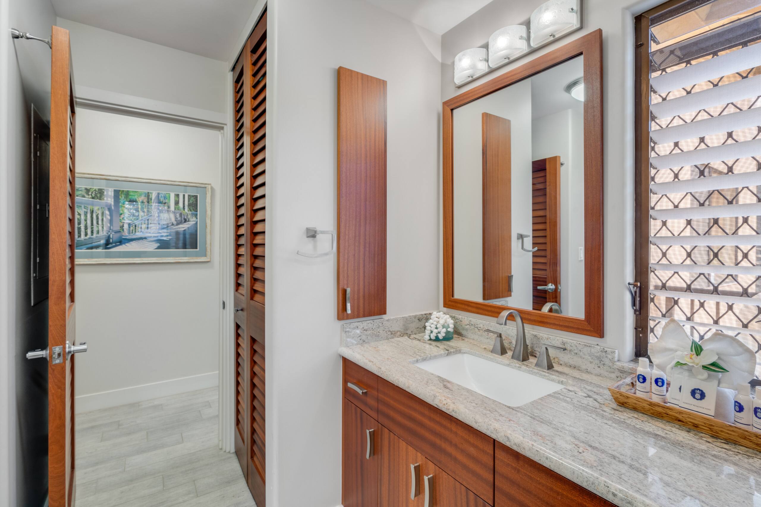Condo in Kihei · ★4.63 · 1 bedroom · 2 beds · 2 baths - Image 23
