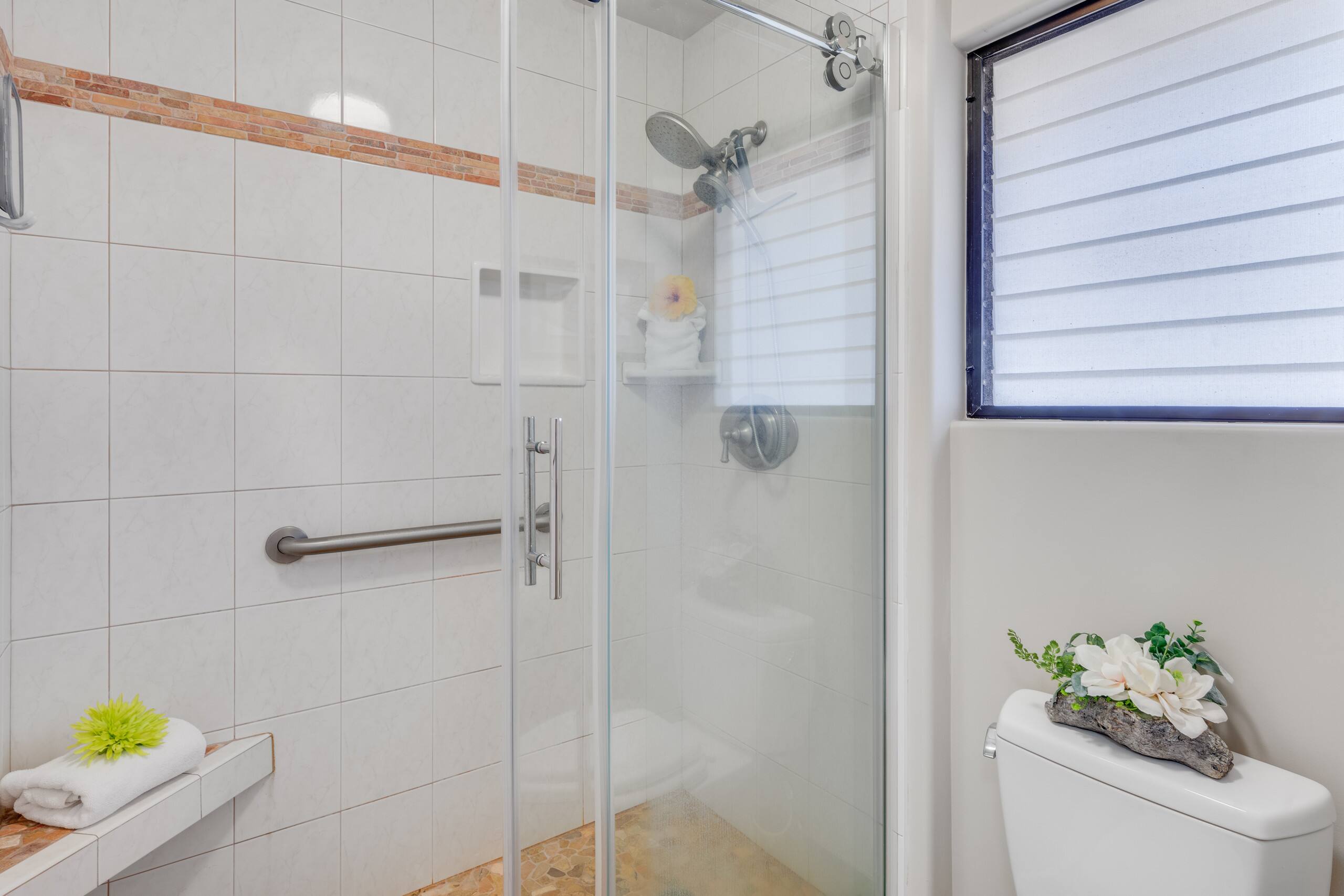 Condo in Kihei · ★4.63 · 1 bedroom · 2 beds · 2 baths - Image 26