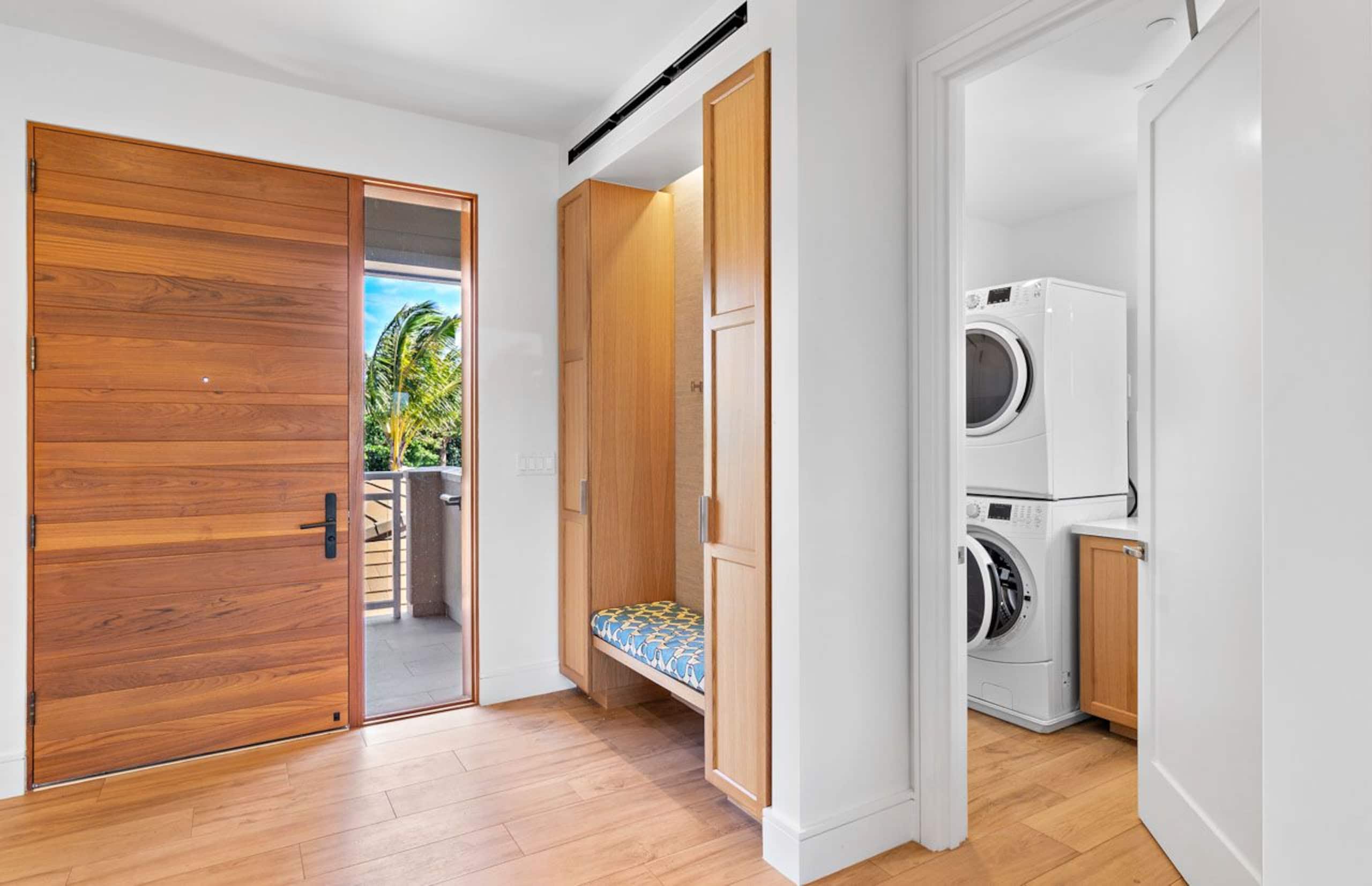 Condo in Lahaina · ★4.94 · 3 bedrooms · 4 beds · 3 baths - Image 12