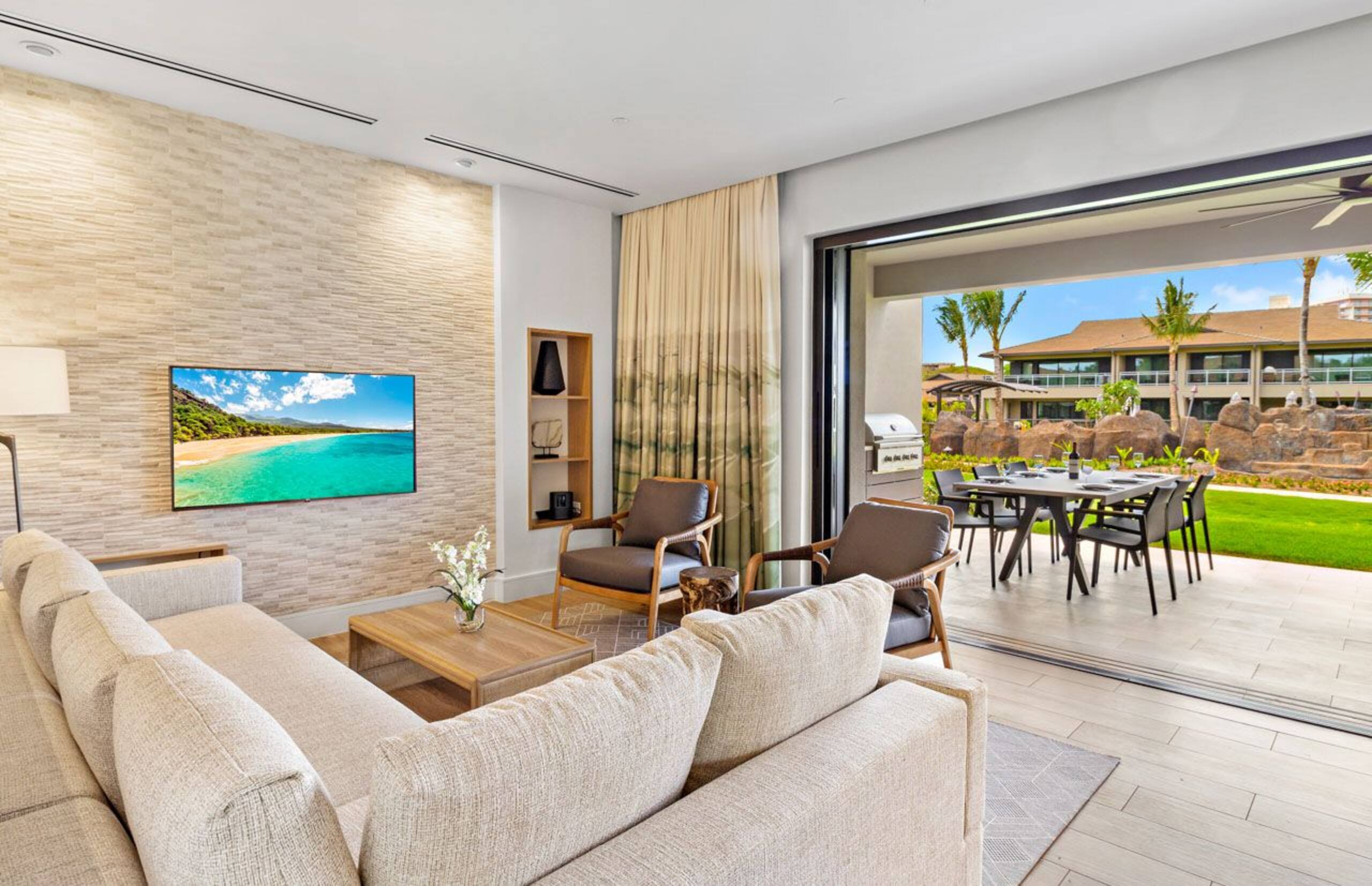 Condo in Lahaina · ★4.93 · 3 bedrooms · 4 beds · 3 baths - Image 13