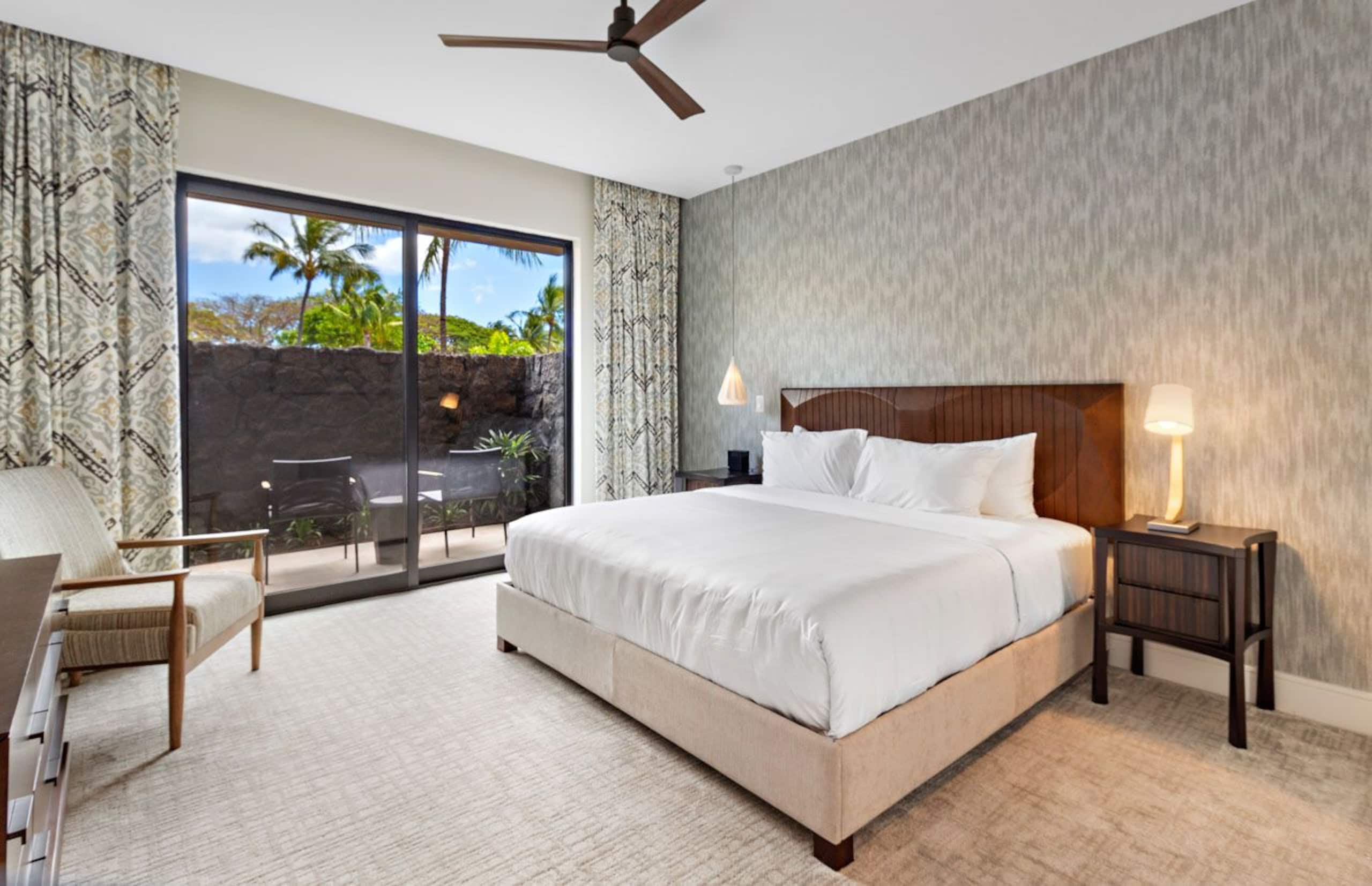 Condo in Lahaina · ★4.93 · 3 bedrooms · 4 beds · 3 baths - Image 20