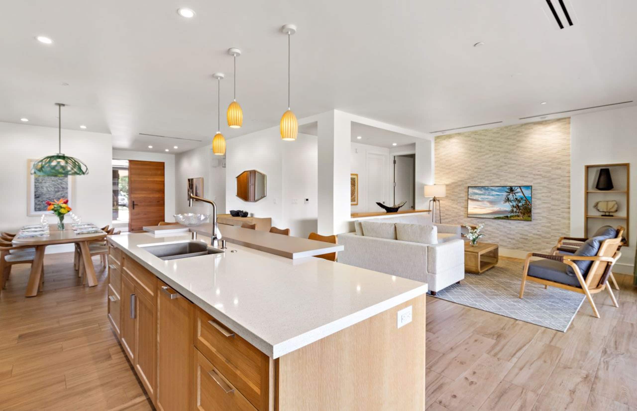 Condo in Lahaina · ★4.93 · 3 bedrooms · 4 beds · 3 baths - Image 6