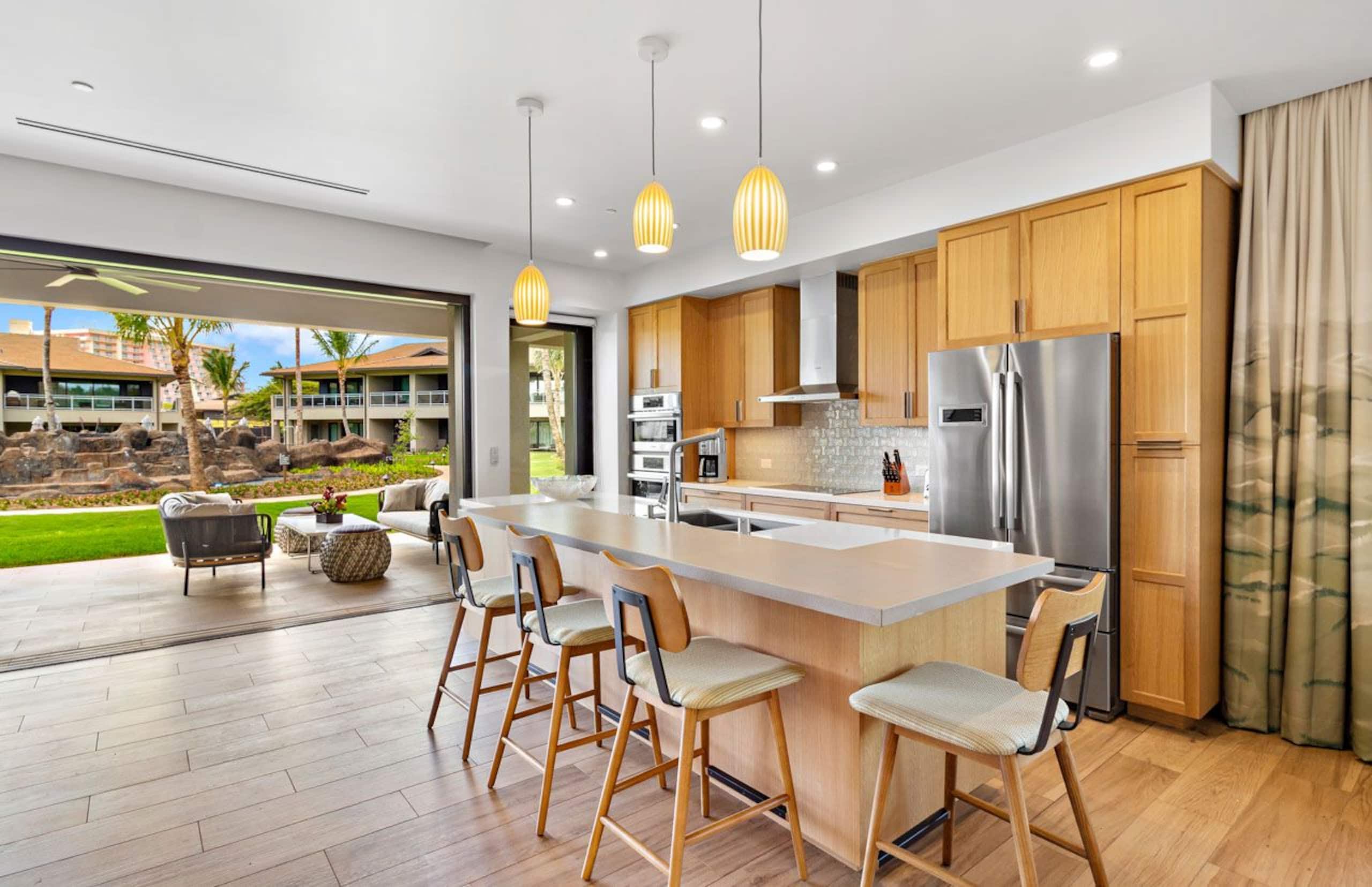 Condo in Lahaina · ★4.93 · 3 bedrooms · 4 beds · 3 baths - Image 9