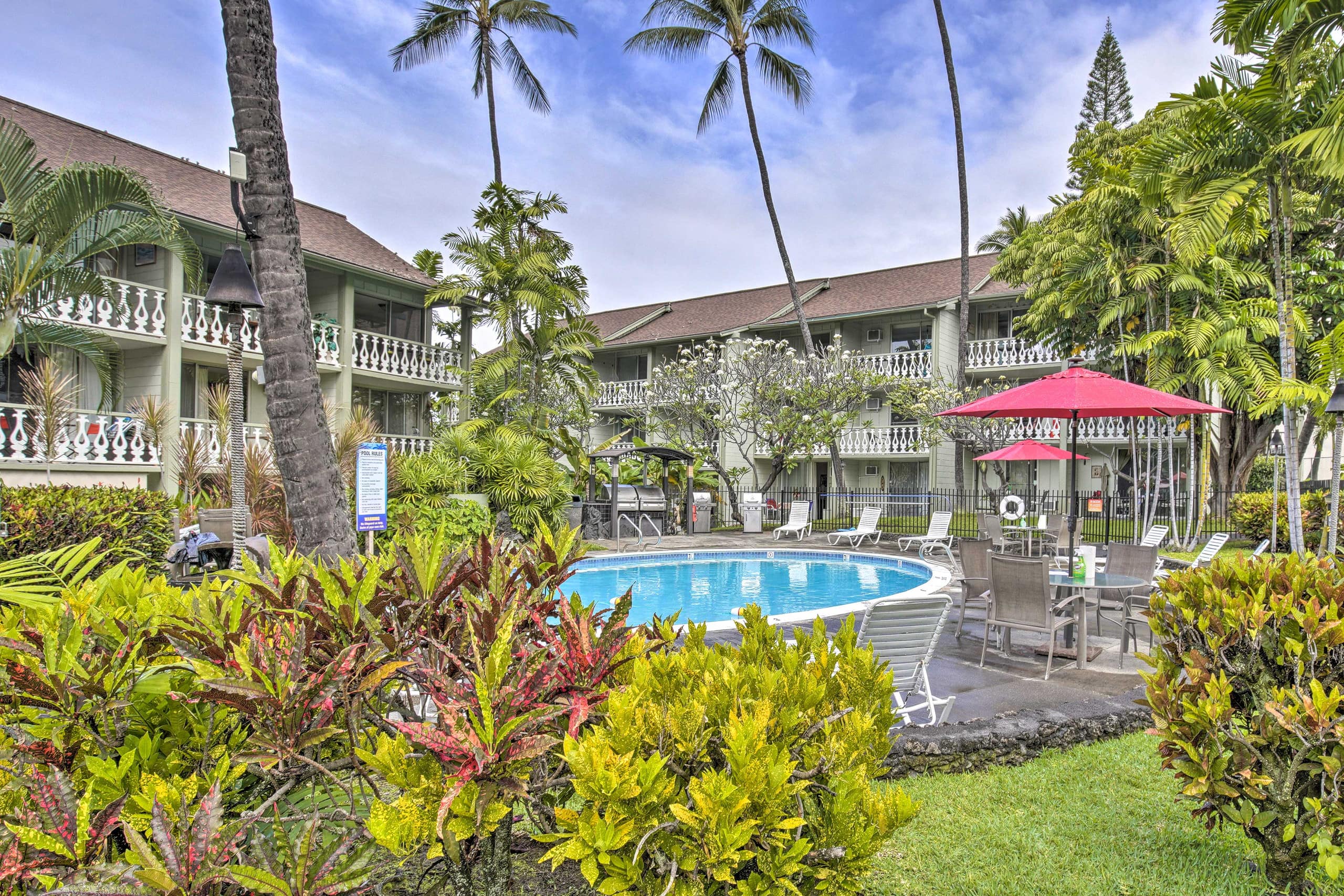 Condo in Kailua-Kona · ★4.0 · Studio · 1 bed · 1 bath - Image 2