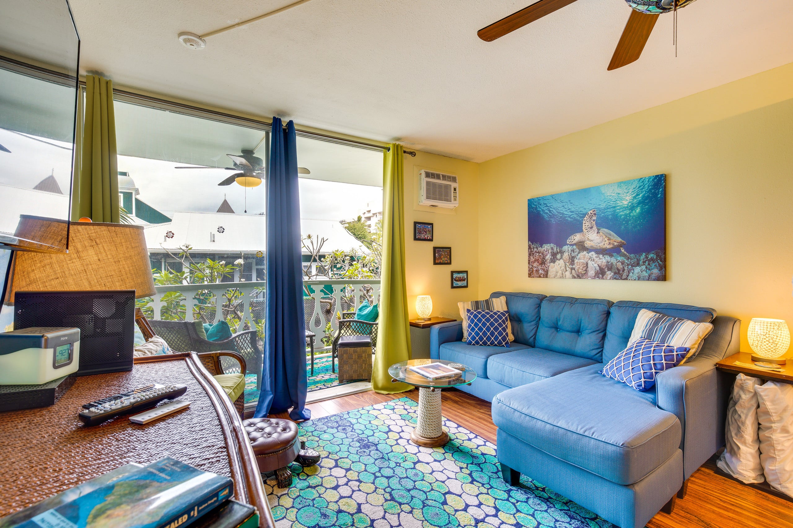 Condo in Kailua-Kona · ★4.0 · Studio · 1 bed · 1 bath - Image 10