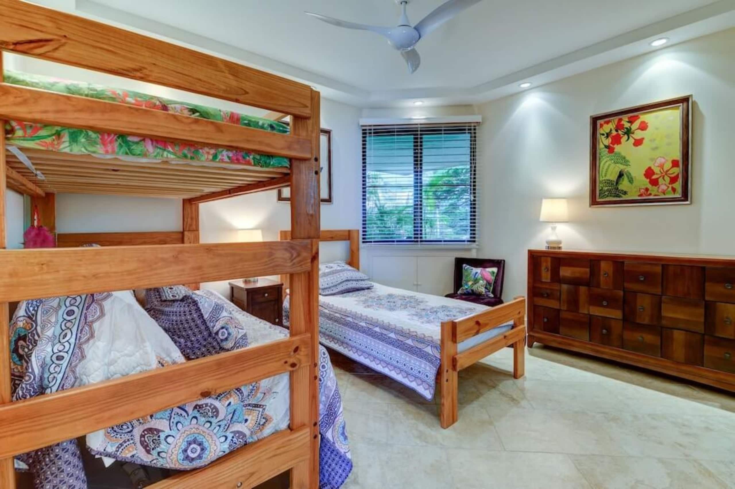 Condo in Princeville · ★4.98 · 2 bedrooms · 4 beds · 2 baths - Image 20