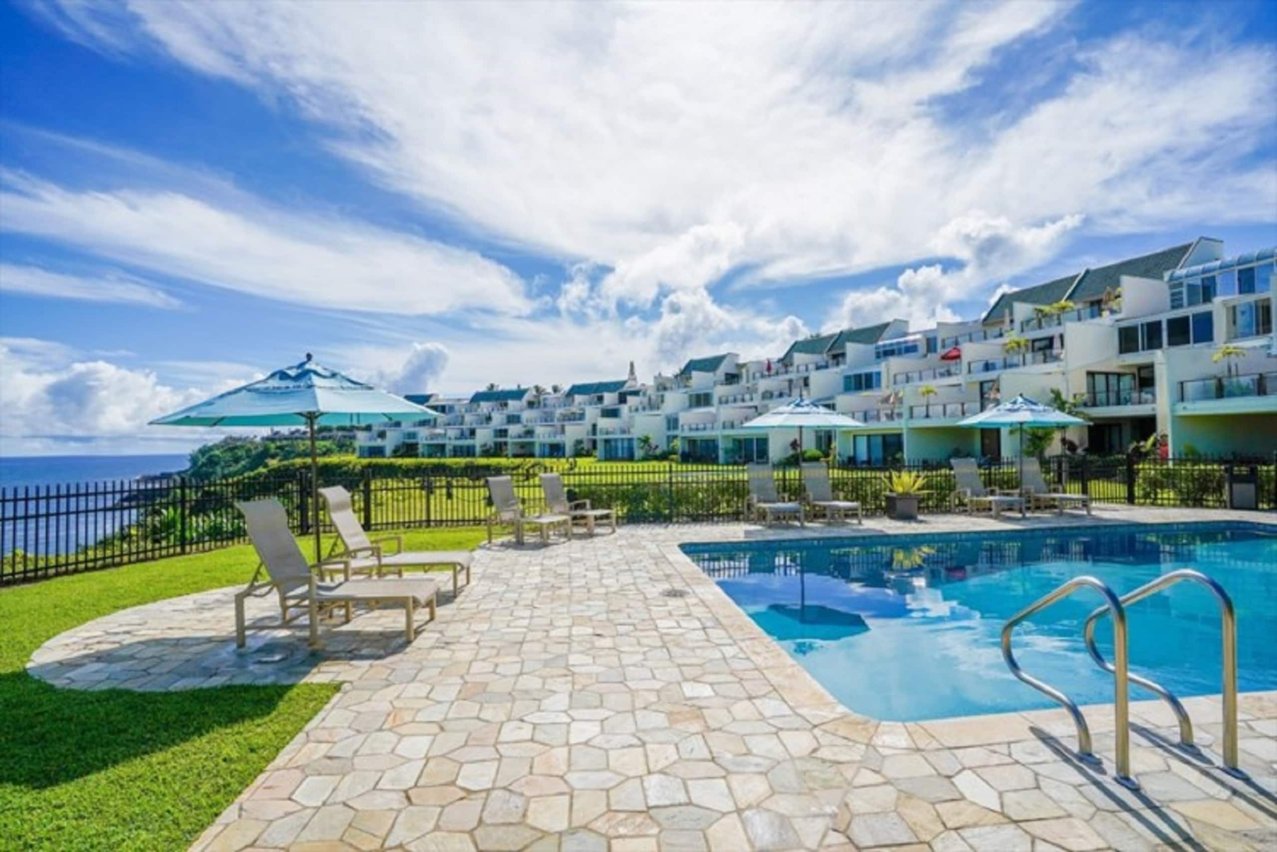 Condo in Princeville · ★4.98 · 2 bedrooms · 4 beds · 2 baths - Image 31