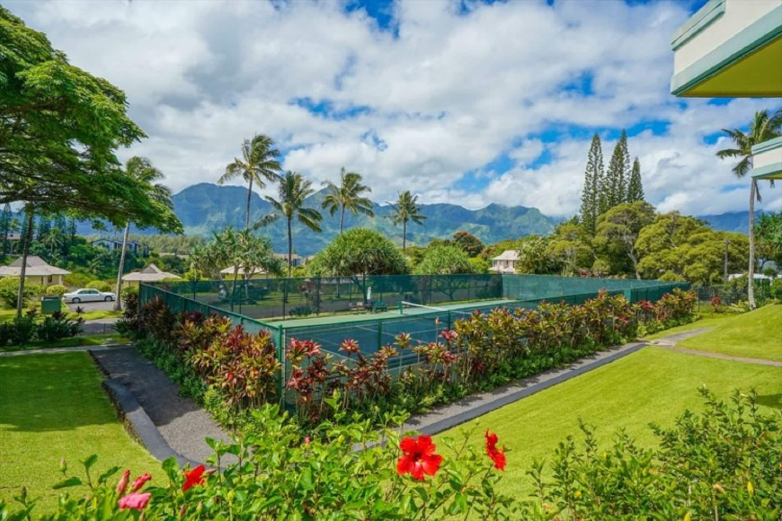 Condo in Princeville · ★4.98 · 2 bedrooms · 4 beds · 2 baths - Image 32