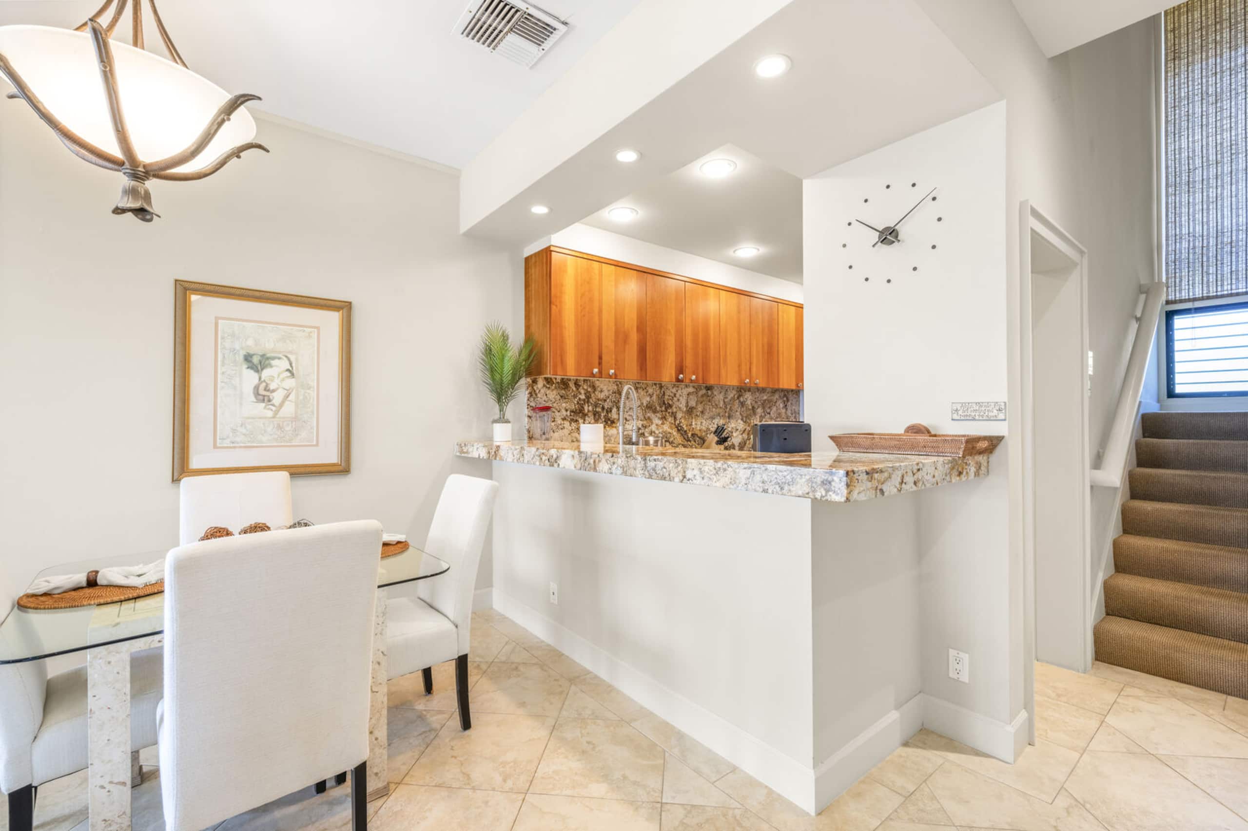 Condo in Lahaina · ★4.83 · 1 bedroom · 1 bed · 2 baths - Image 14
