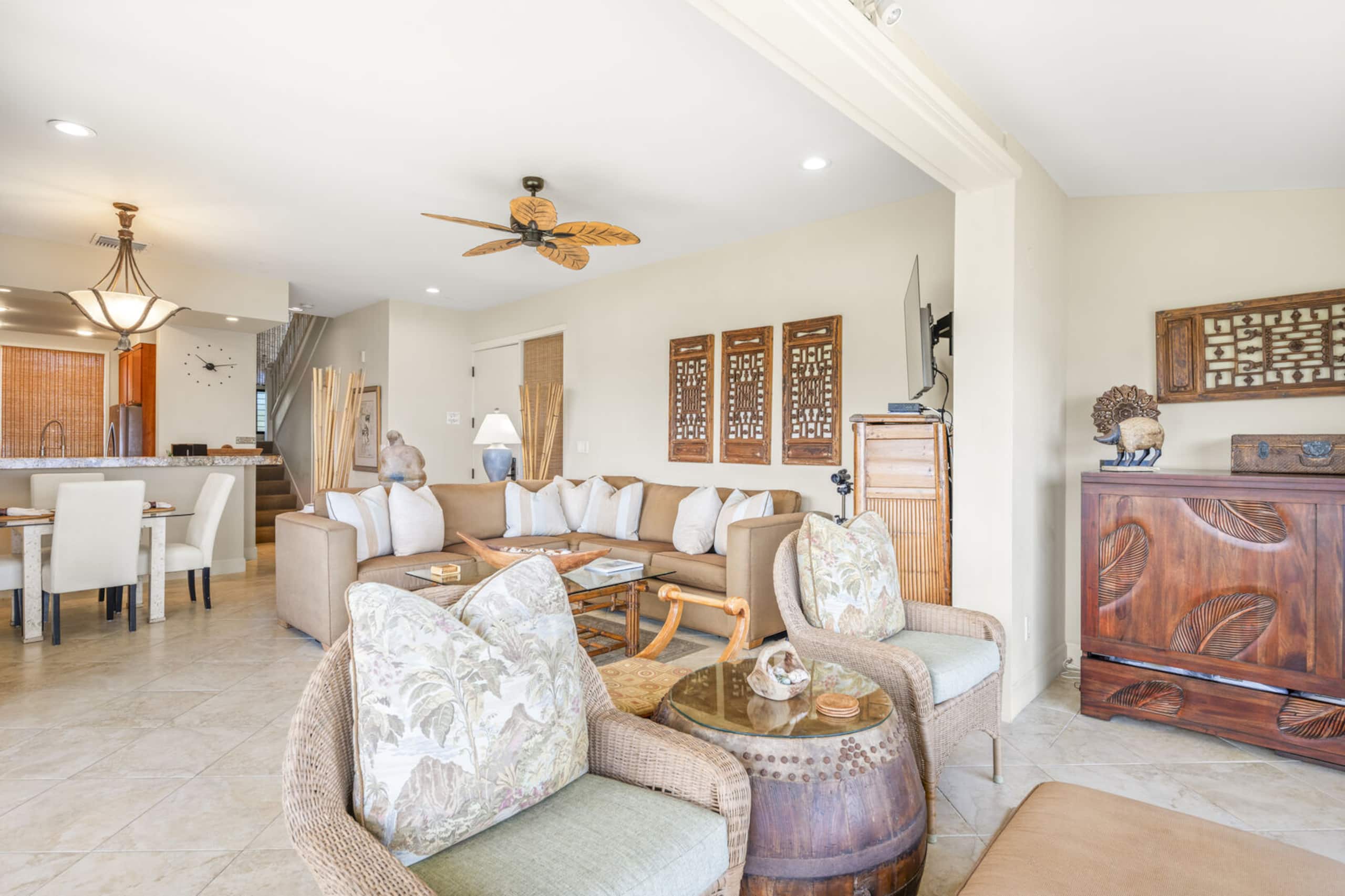 Condo in Lahaina · ★4.83 · 1 bedroom · 1 bed · 2 baths - Image 5